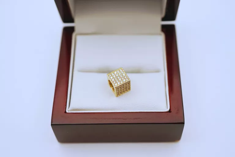 zloty-charms-z-cyrkoniami-585-243g-9mm-dworcowa-2-leszno-gold-fish