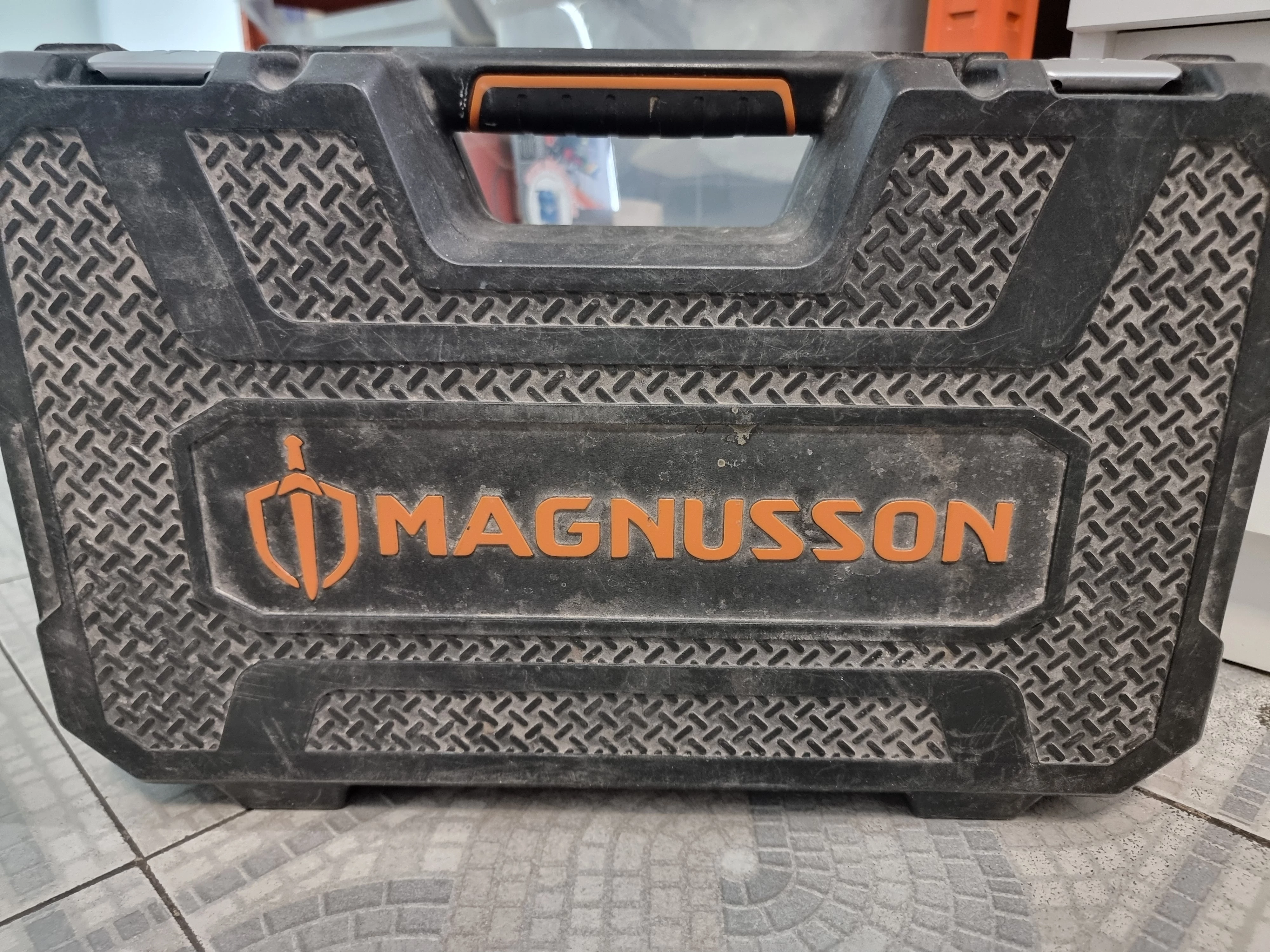 zestaw-kluczy-magnusion-walizka-stan-11323-2