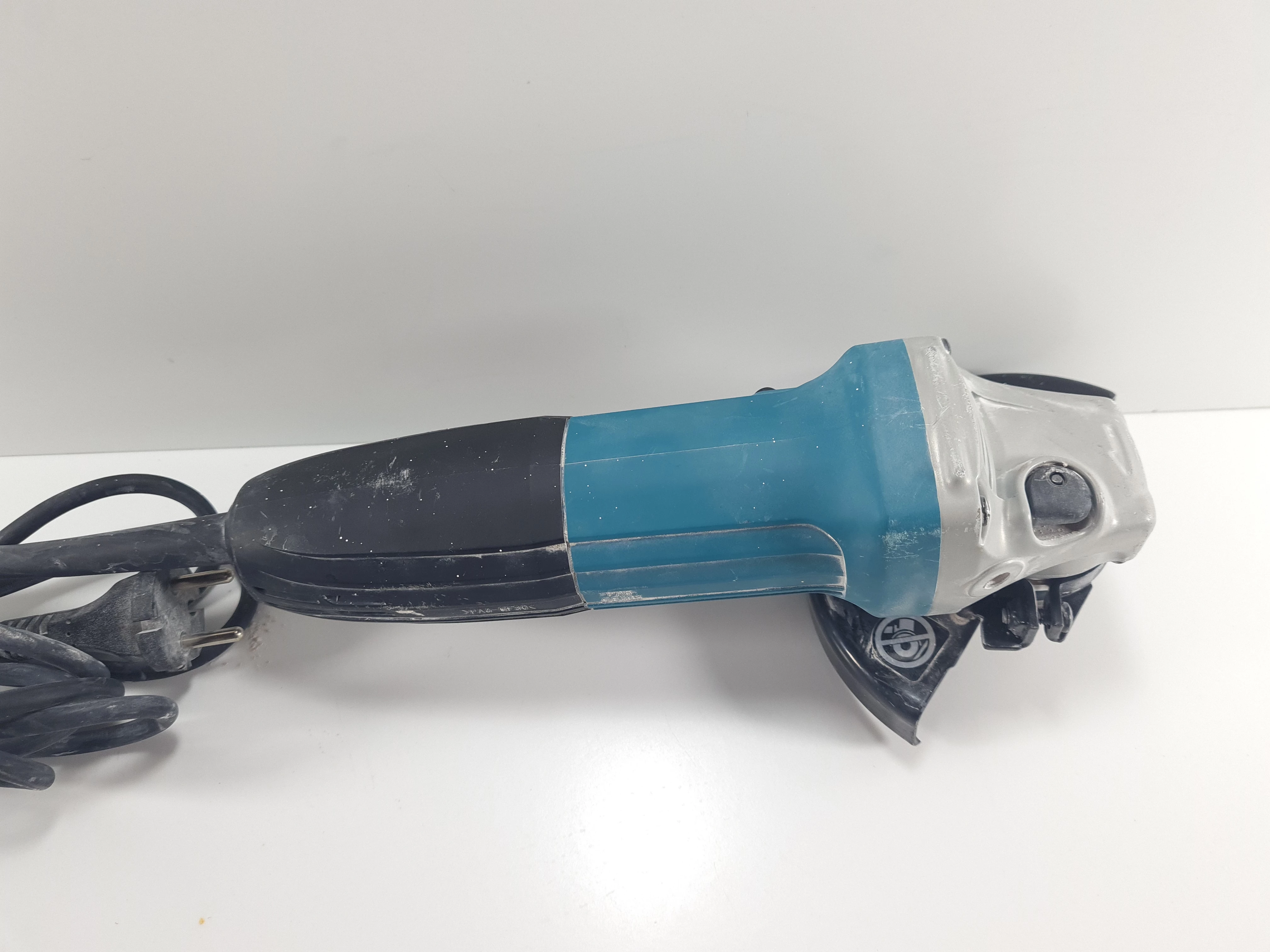 szlifierka-makita-ga5030r-2025-rok-kod-producenta-ga5030r