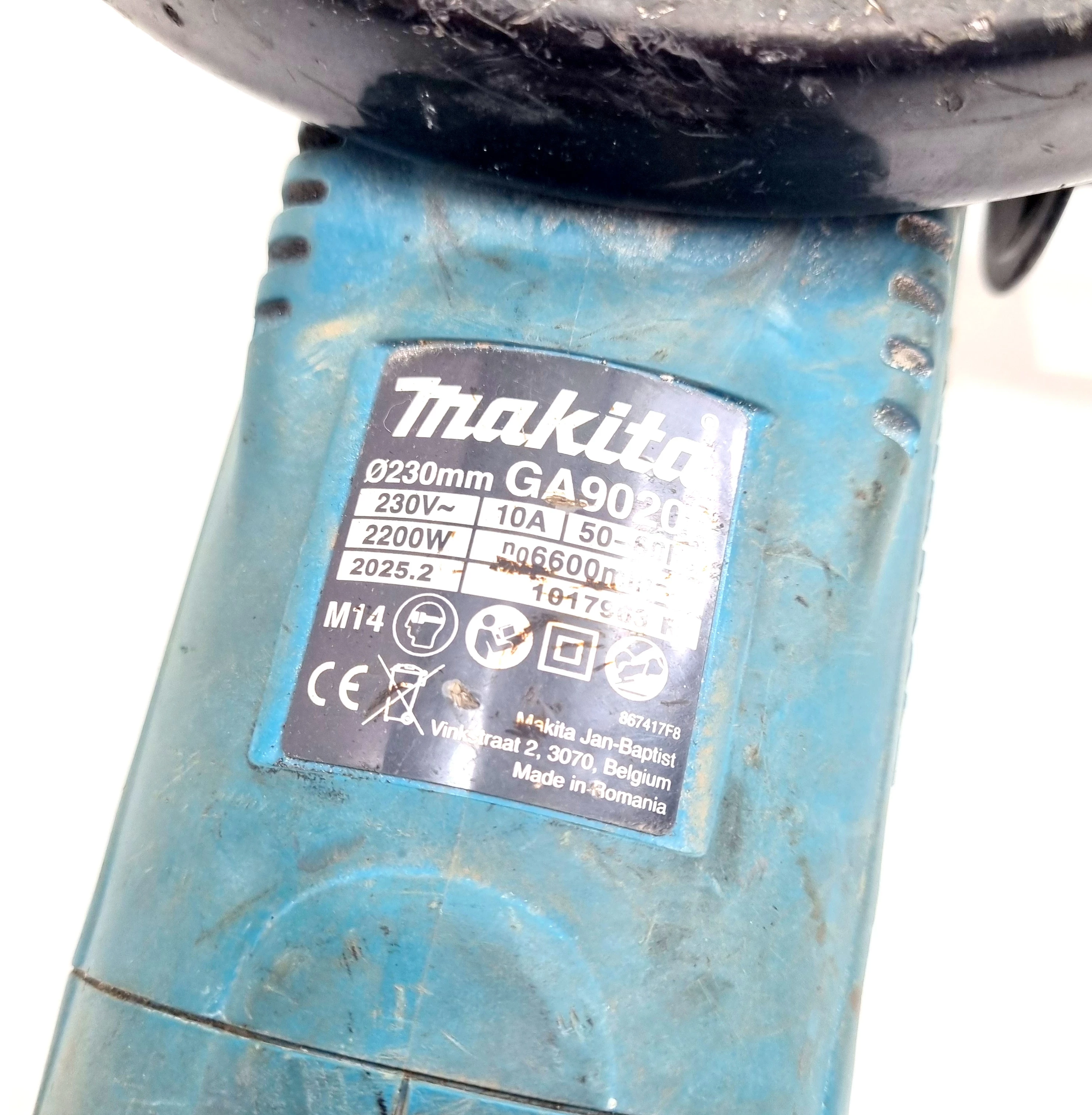 szlifierka-katowa-makita-ga9020r-230-mm-2200-w-rodzaj-zasilania-128529-2
