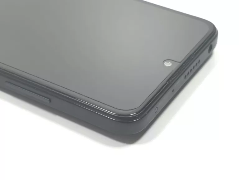 telefon-poco-x4-pro-6128gb-w-pudelku-przekatna-ekranu-667