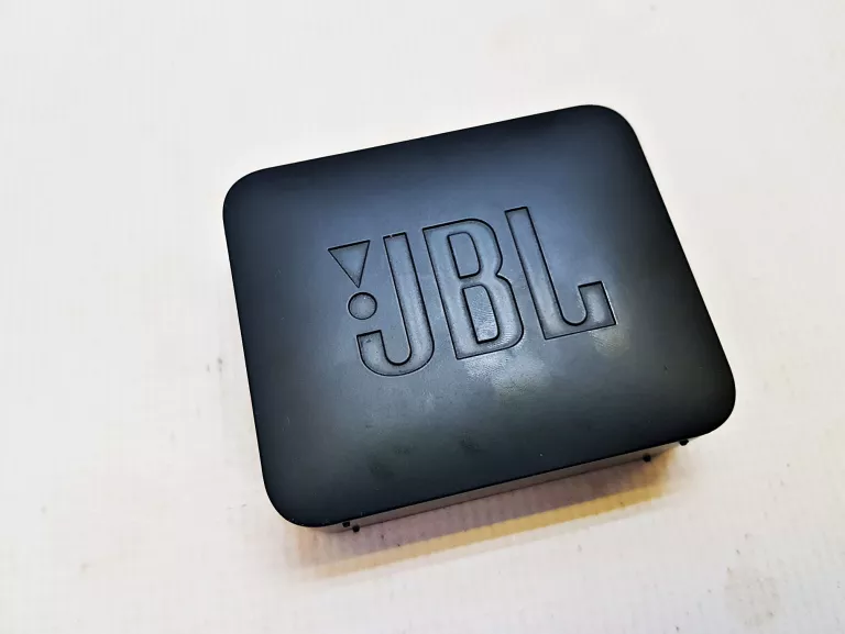 glosnik-bt-jbl-go2-kabel-usb-moc-300