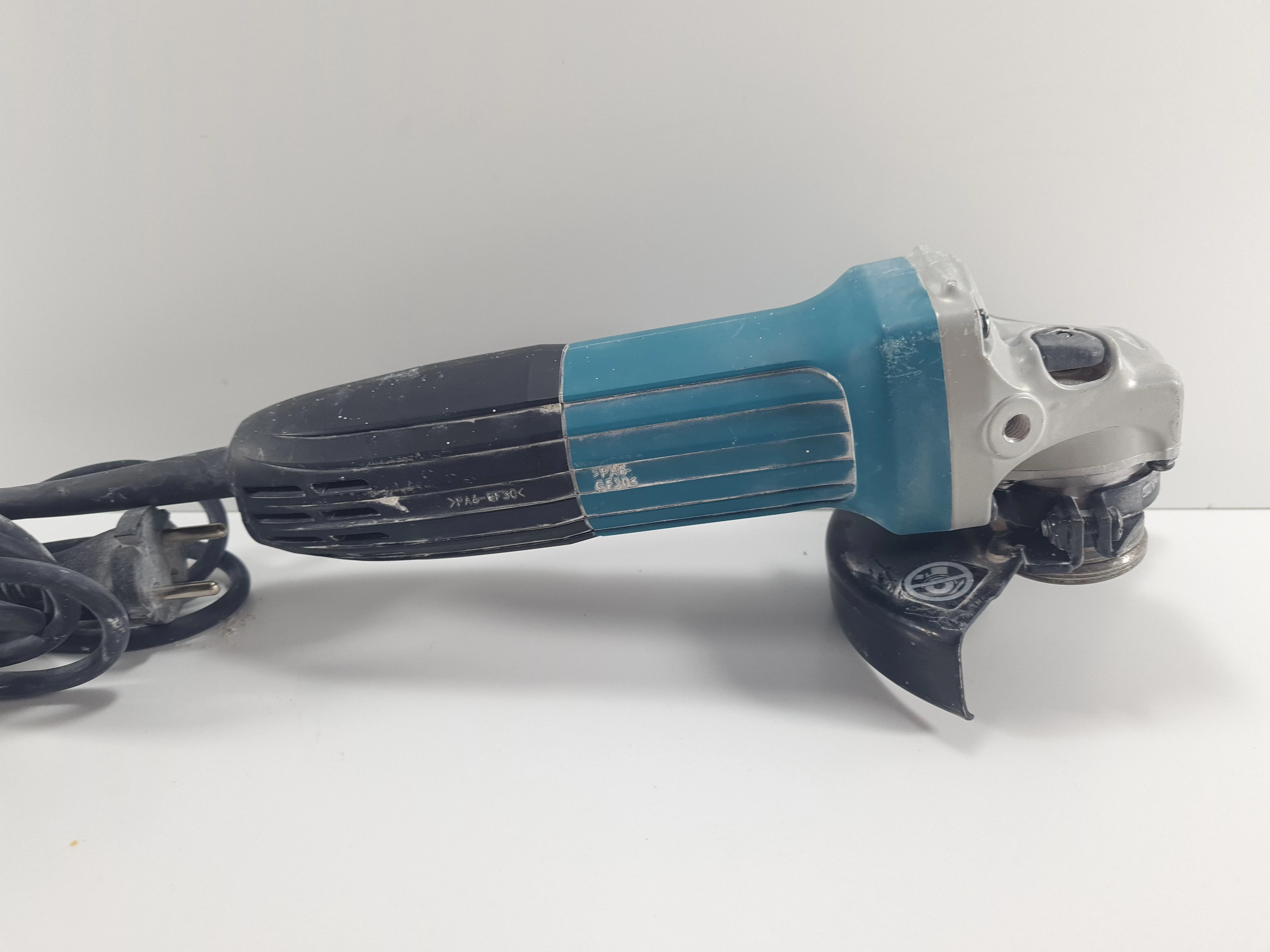 szlifierka-makita-ga5030r-2025-rok-rodzaj-zasilania-128529-2