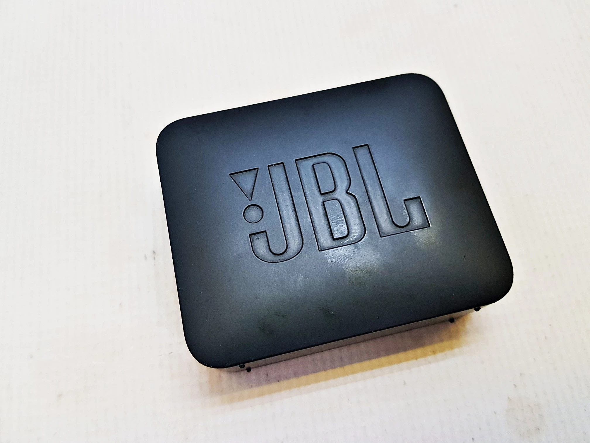 glosnik-bt-jbl-go2-kabel-usb-moc-300