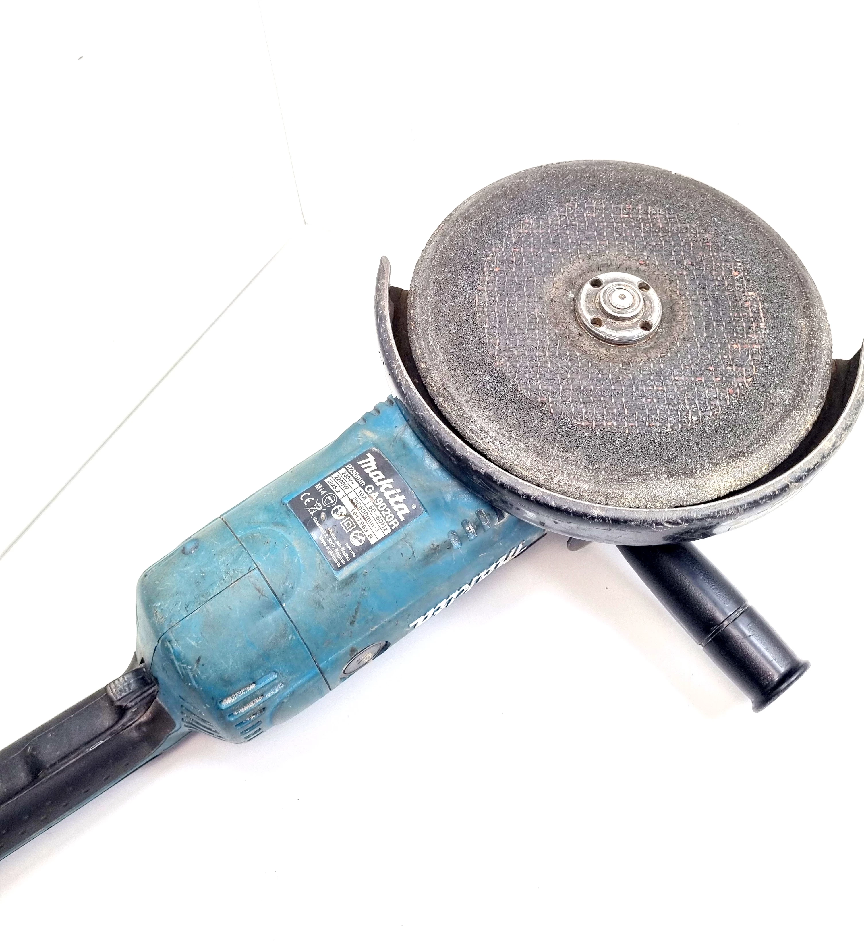 szlifierka-katowa-makita-ga9020r-230-mm-2200-w-stan-11323-2