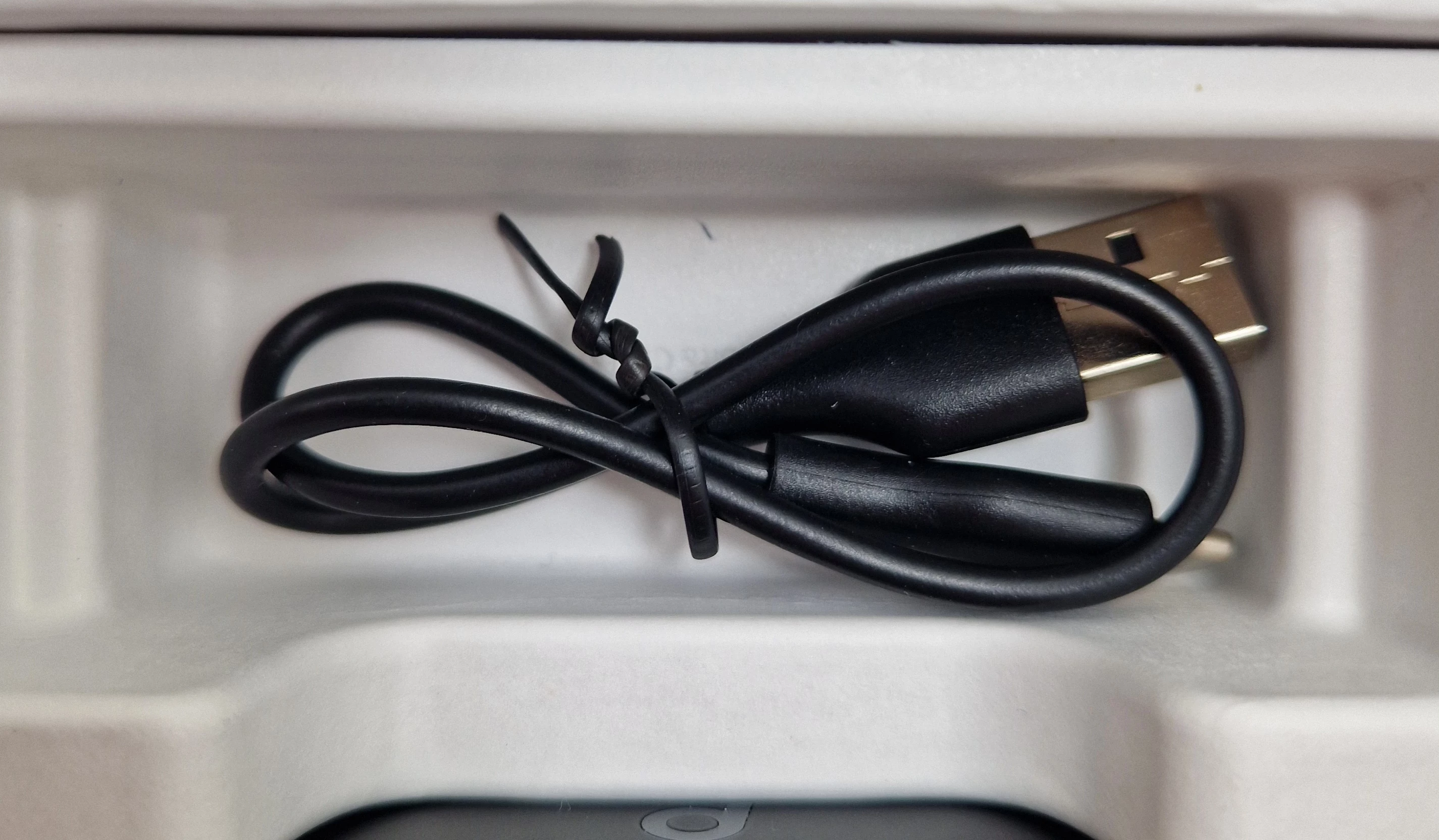 sluchawki-soundcore-aeroclip-stan-11323-2