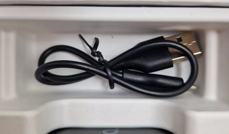 sluchawki-soundcore-aeroclip-stan-11323-2