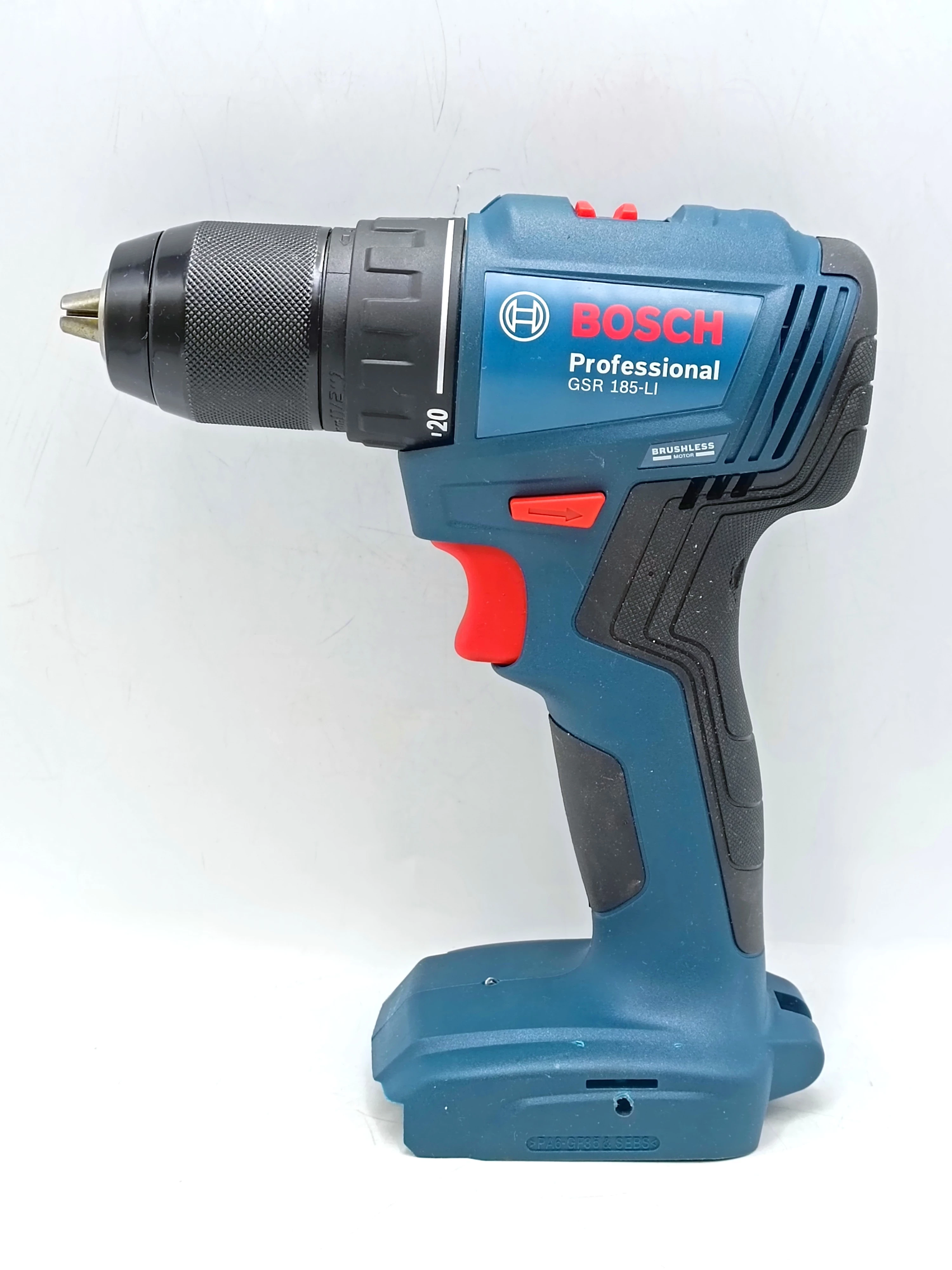 wkretarka-bosch-gsr-185-li-walizka-ean-gtin-4053423230451