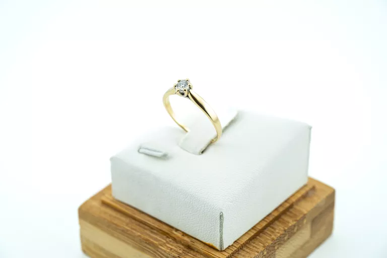 piekny-drobny-pierscionek-zareczynowy-z-brylantem-161g-zloto-14k-585-rozmiarsrednica-wew-mm-372-15