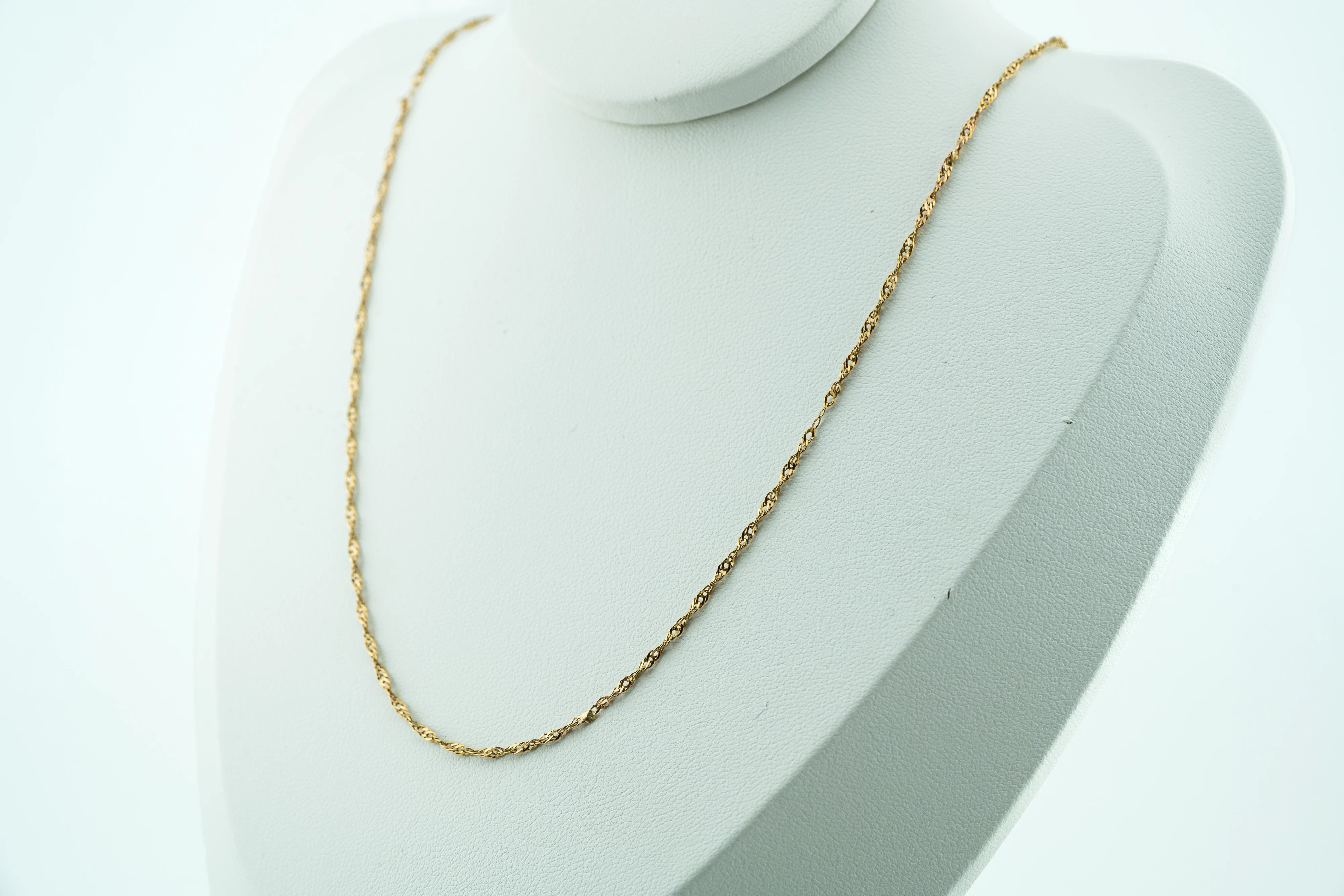 fajny-zloty-lancuszek-singapur-ze-zlota-333-do-zawieszki-49-cm-dlugosc-calkowita-49