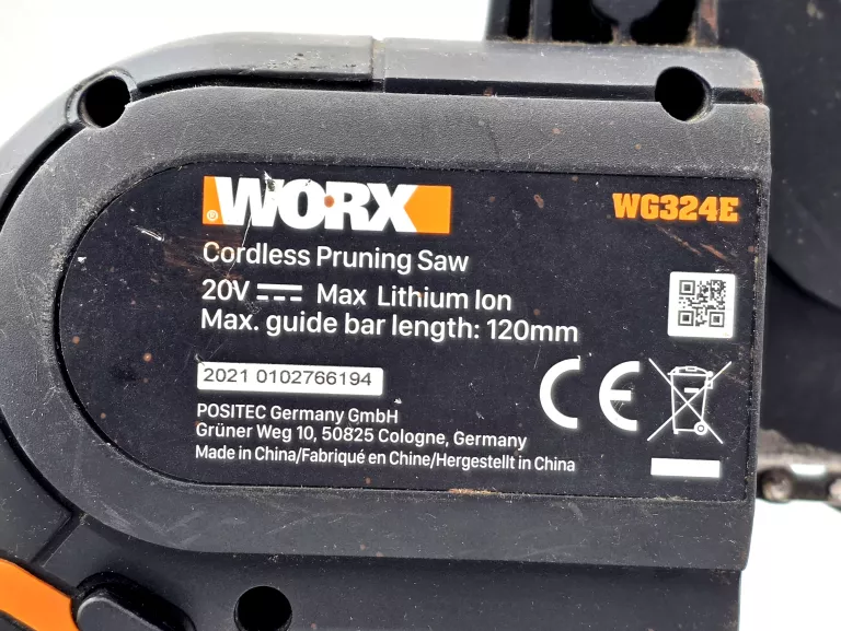 pilarka-do-galezi-akumulatorowa-worx-wg324e-20v-12cm-20ah-ladowarka-zawartosc-zestawu-akumulator