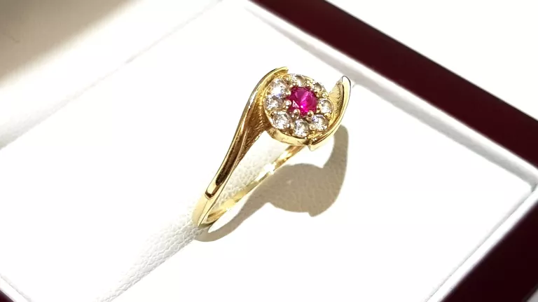 wyrob-jubilerski-uzywany-zloty-pierscionek-czerwony-pr585-153g-r19-ean-gtin-5904237279015