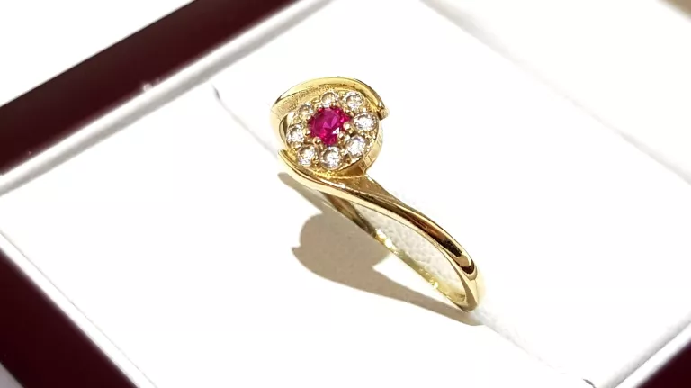 wyrob-jubilerski-uzywany-zloty-pierscionek-czerwony-pr585-153g-r19-stan-11323-2