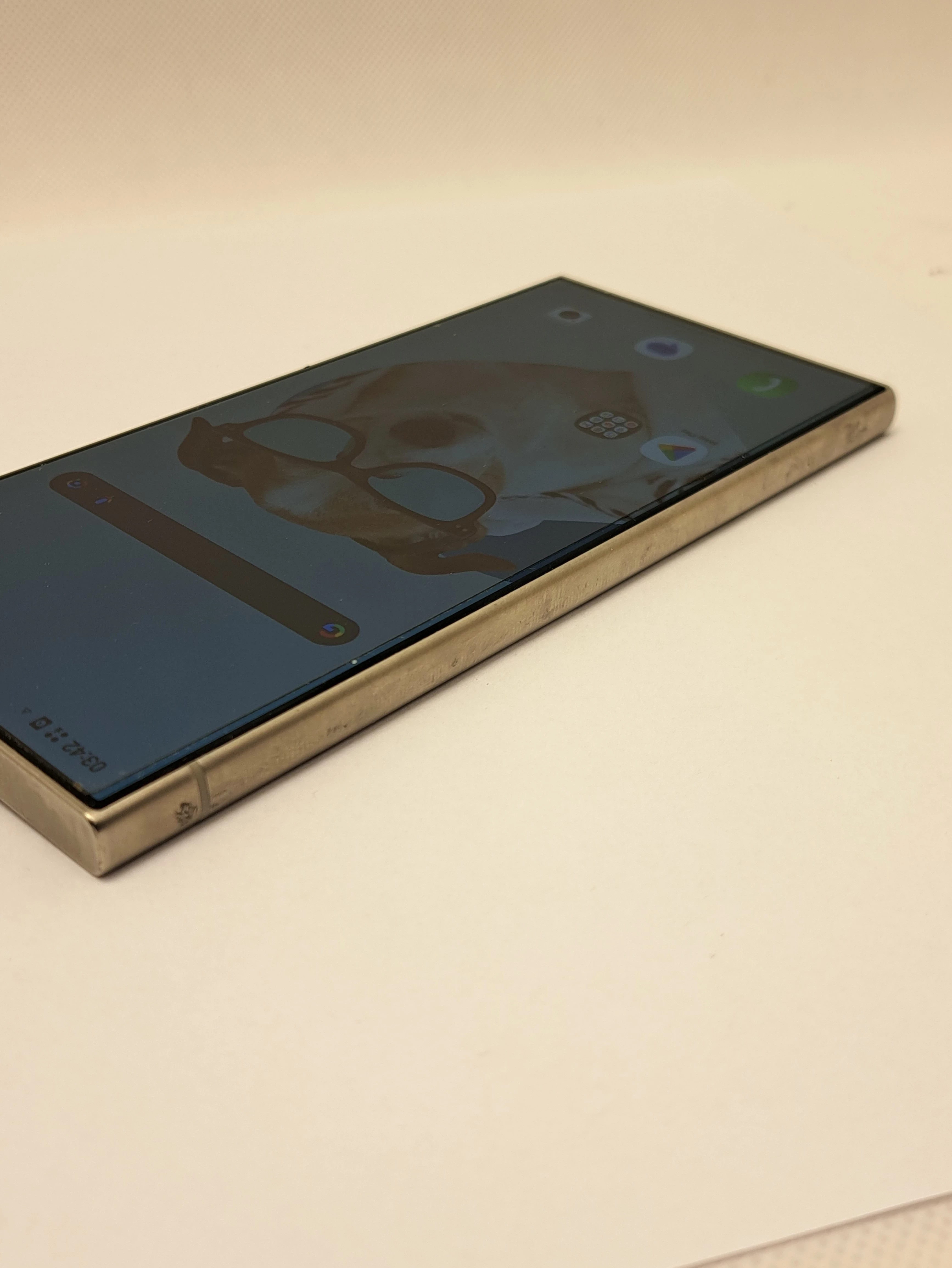 telefon-samsung-galaxy-s24-ultra-12256gb-przekatna-ekranu-680