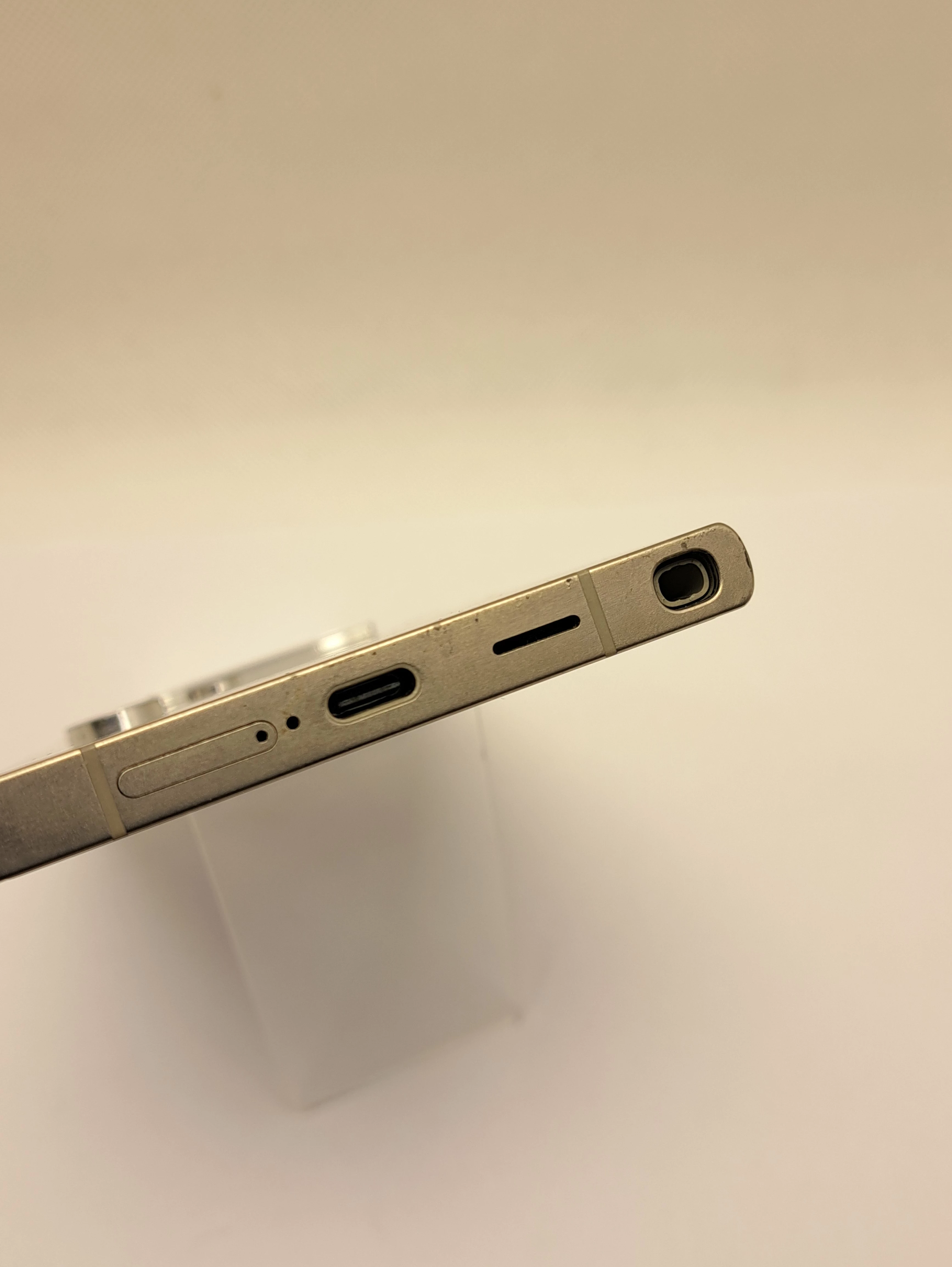 telefon-samsung-galaxy-s24-ultra-12256gb-komunikacja-219-2