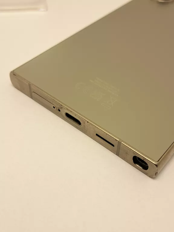 telefon-samsung-galaxy-s24-ultra-12256gb-kod-producenta-sm-s928bzkgeue