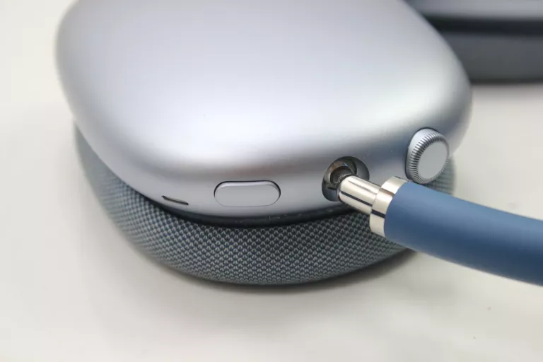 apple-airpods-max-a2096-marka-248811-1131476