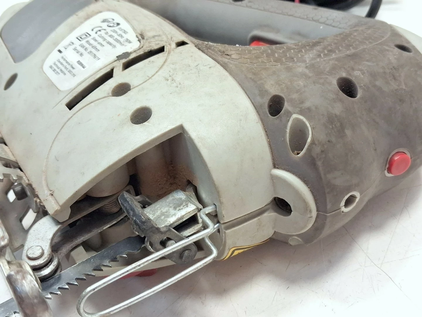 wyrzynarka-performance-power-pjs750la-waga-urzadzenia-220