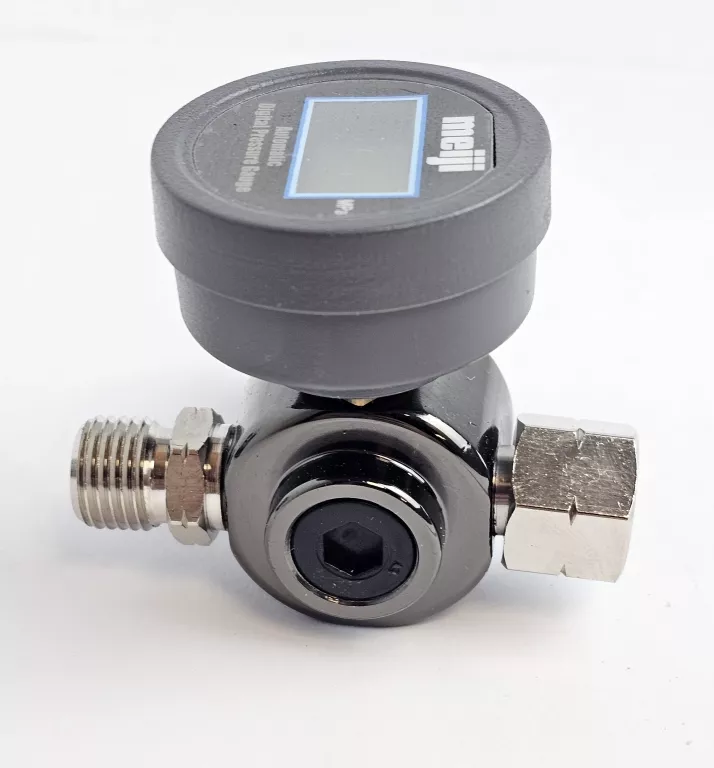 cyfrowy-manometr-meiji-mard-stan-11323-2