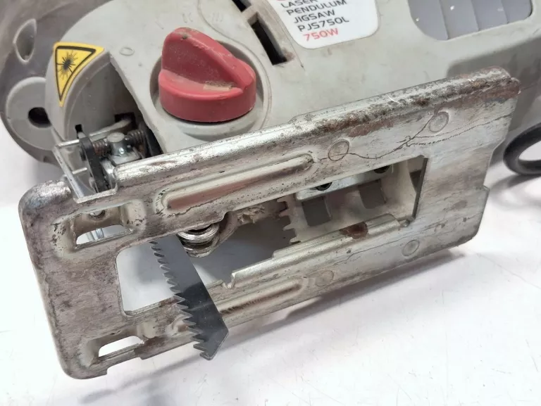 wyrzynarka-performance-power-pjs750la-rodzaj-silnika-204657-381877