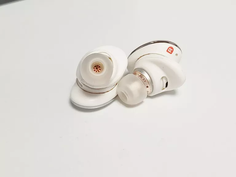 sluchawki-bt-liberty-3-pro-kolor-dominujacy-129357-2