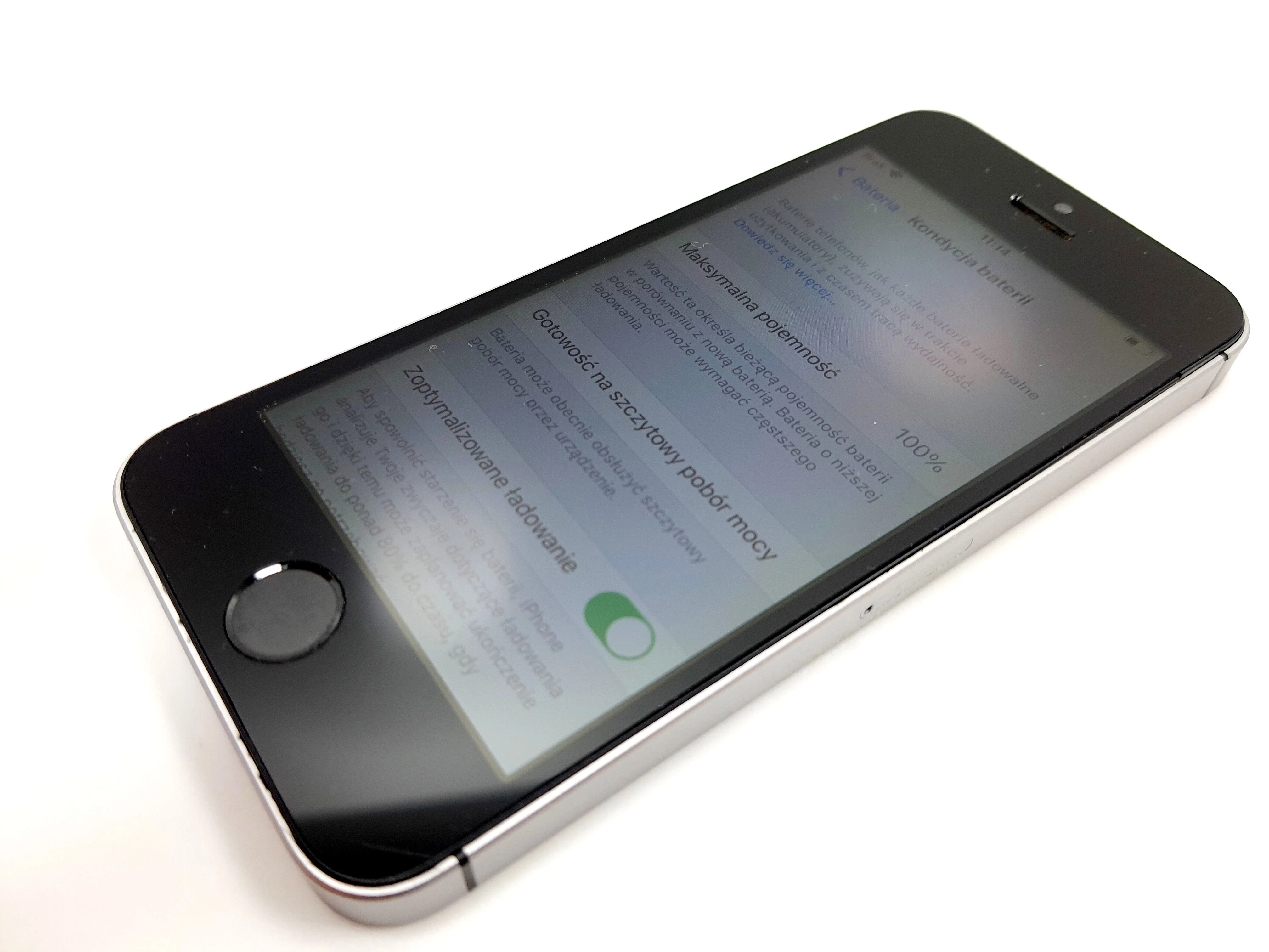 telefon-iphone-se-32-gb-100-przekatna-ekranu-400