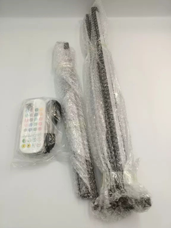 lampa-narozna-led-grundig-rgb-music-sensor-komplet-ean-gtin-8711252588155