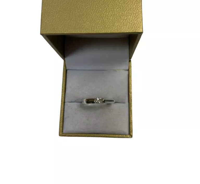 srebrny-pierscionek-p925-239g-r14-material-15835-4