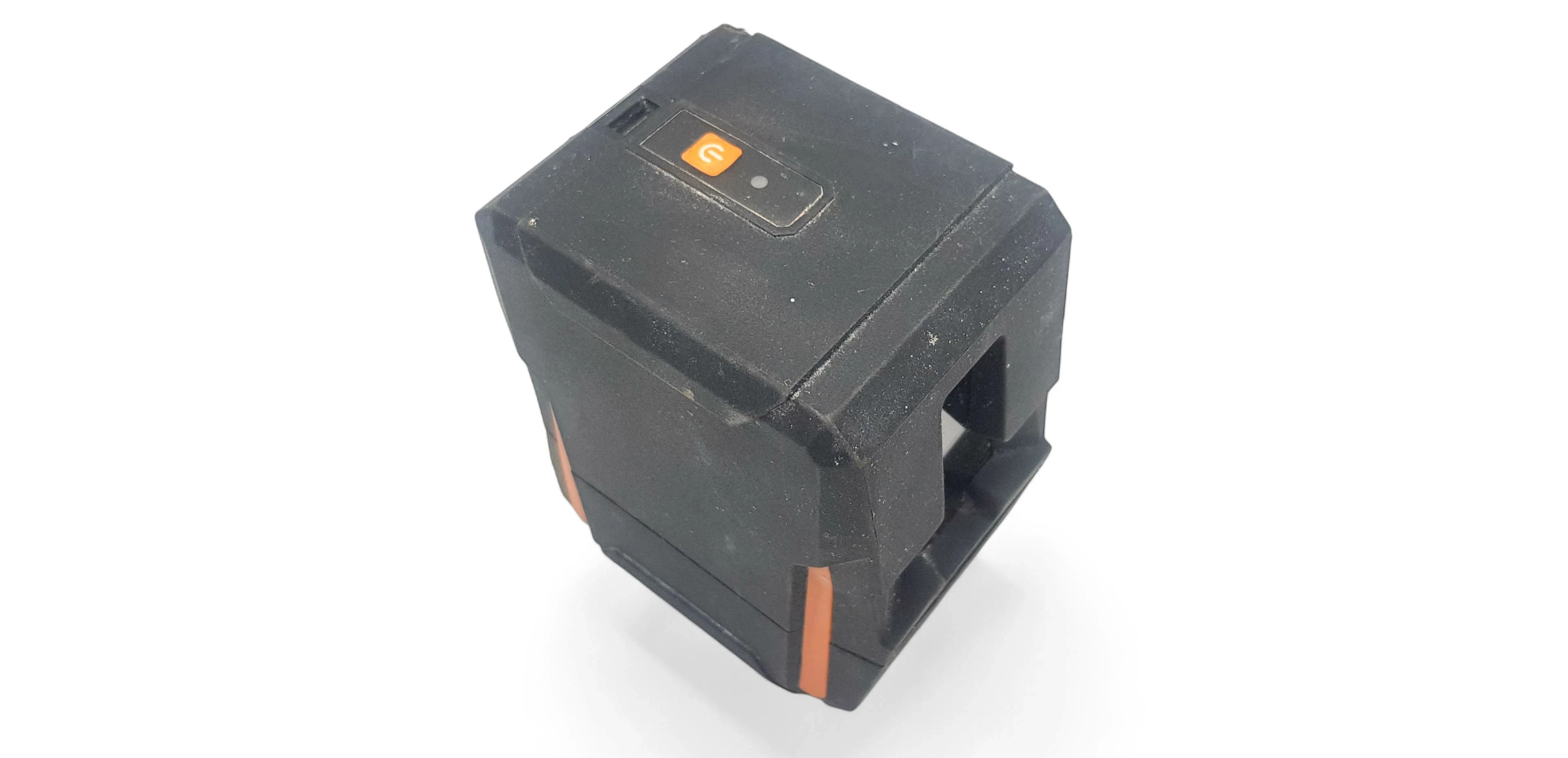 laser-krzyzowy-magnusson-samopoziomujacy-15-m-maksymalny-zasieg-pracy-15