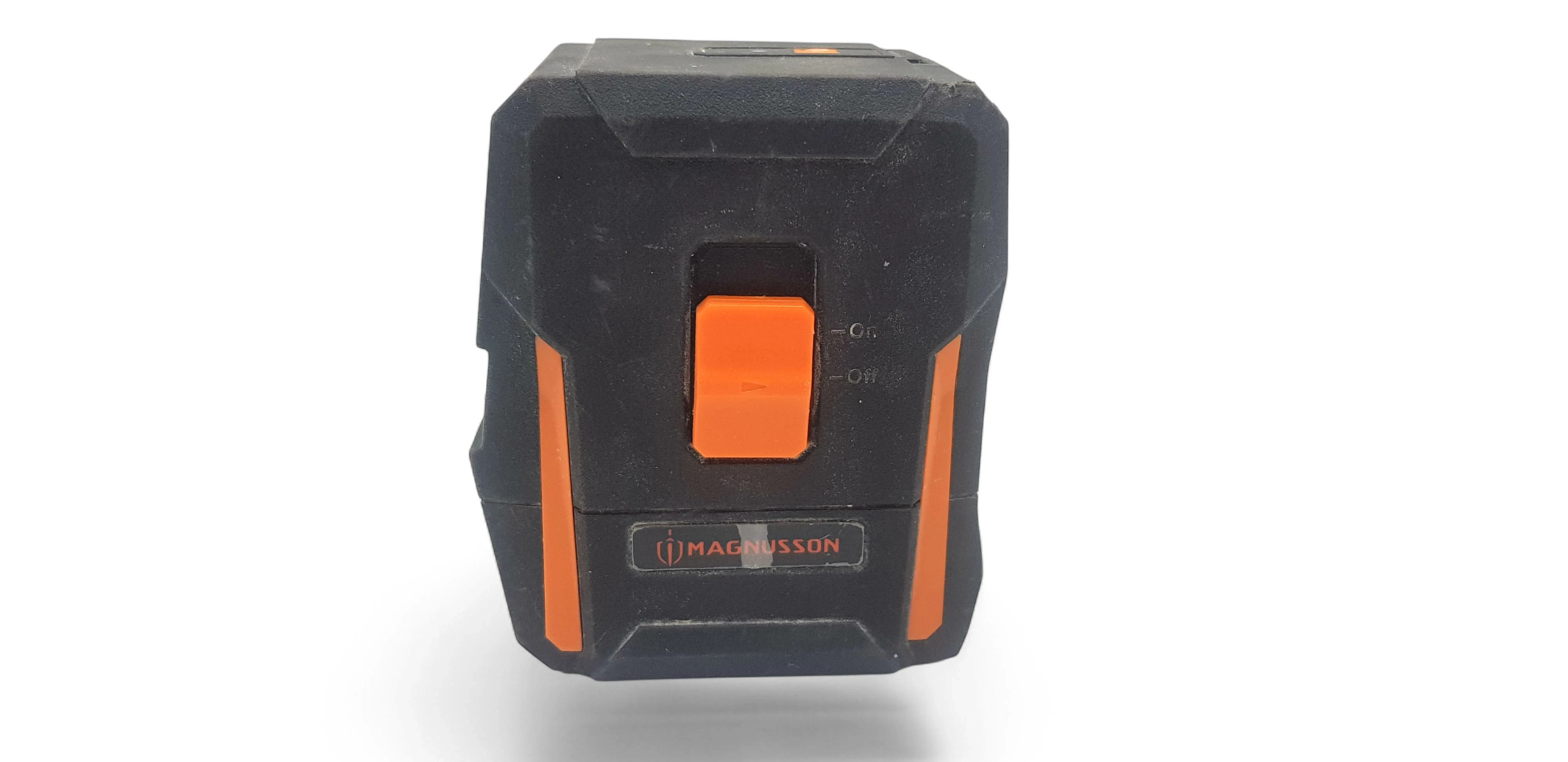 laser-krzyzowy-magnusson-samopoziomujacy-15-m-ean-gtin-4984409579694