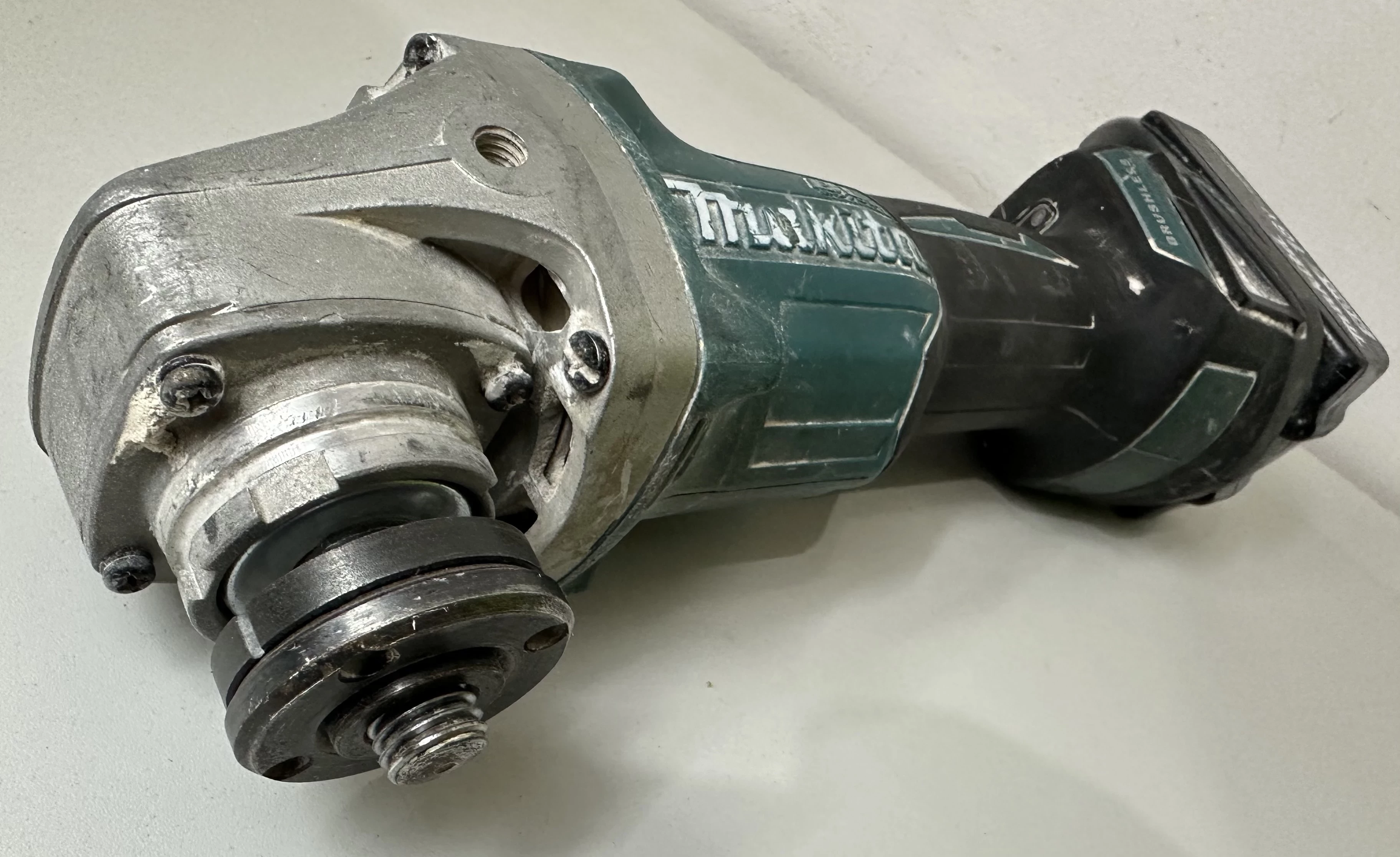 szlifierka-akumulatorowa-makita-dga504-aku-50ah-przemyslowa-1-wegrow