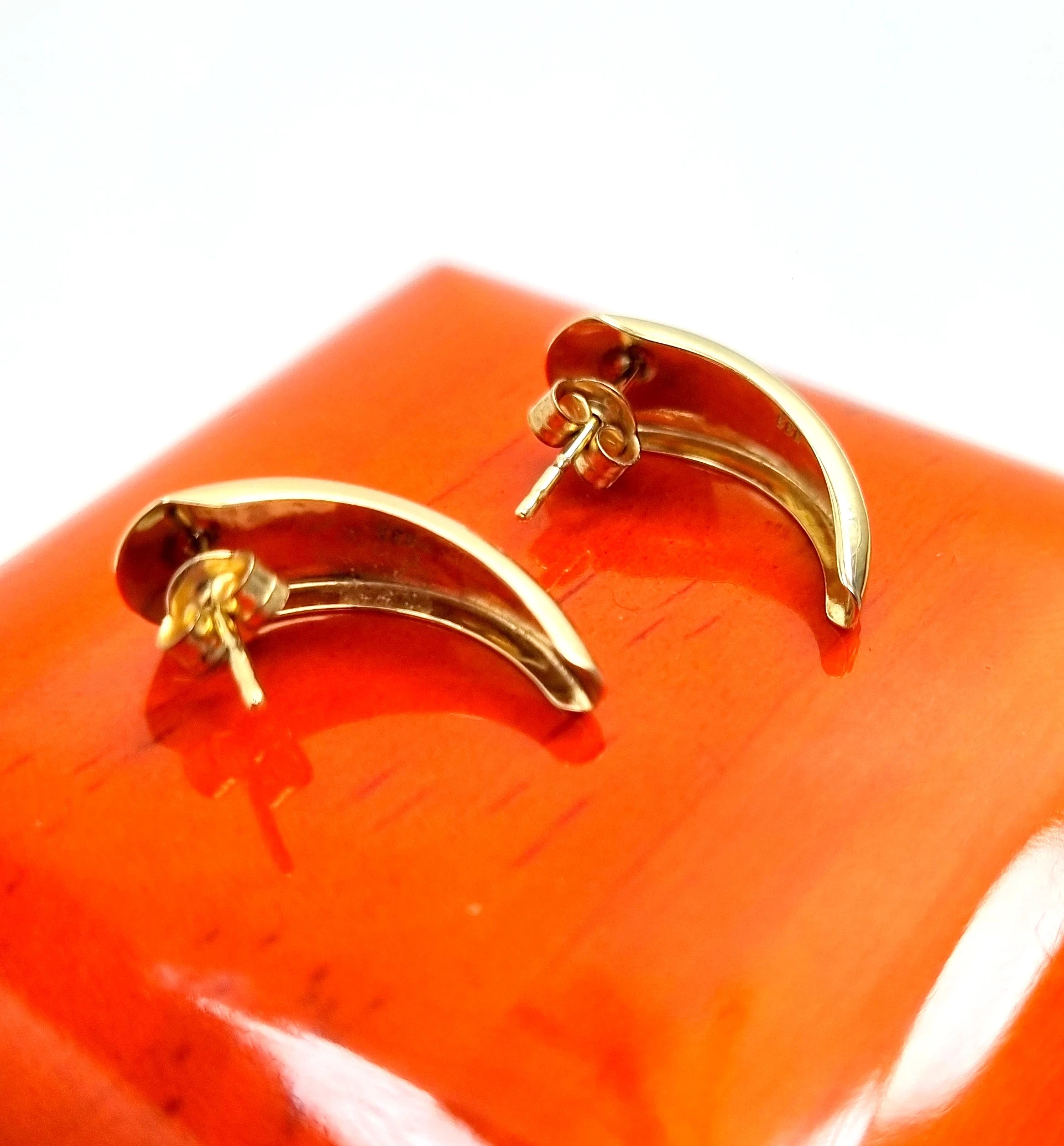 kolczyki-z-zoltego-zlota-333-113g-kamien-17088-524288