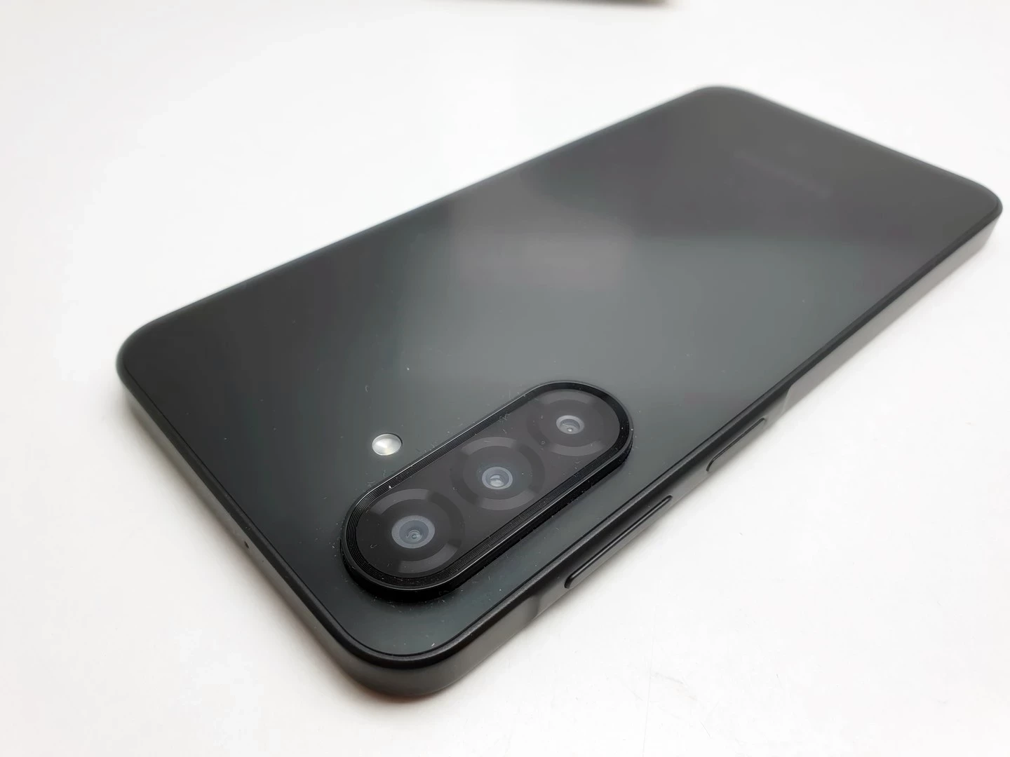 telefon-samsung-galaxy-a17-komplet-gwarancja-system-operacyjny-4388-1