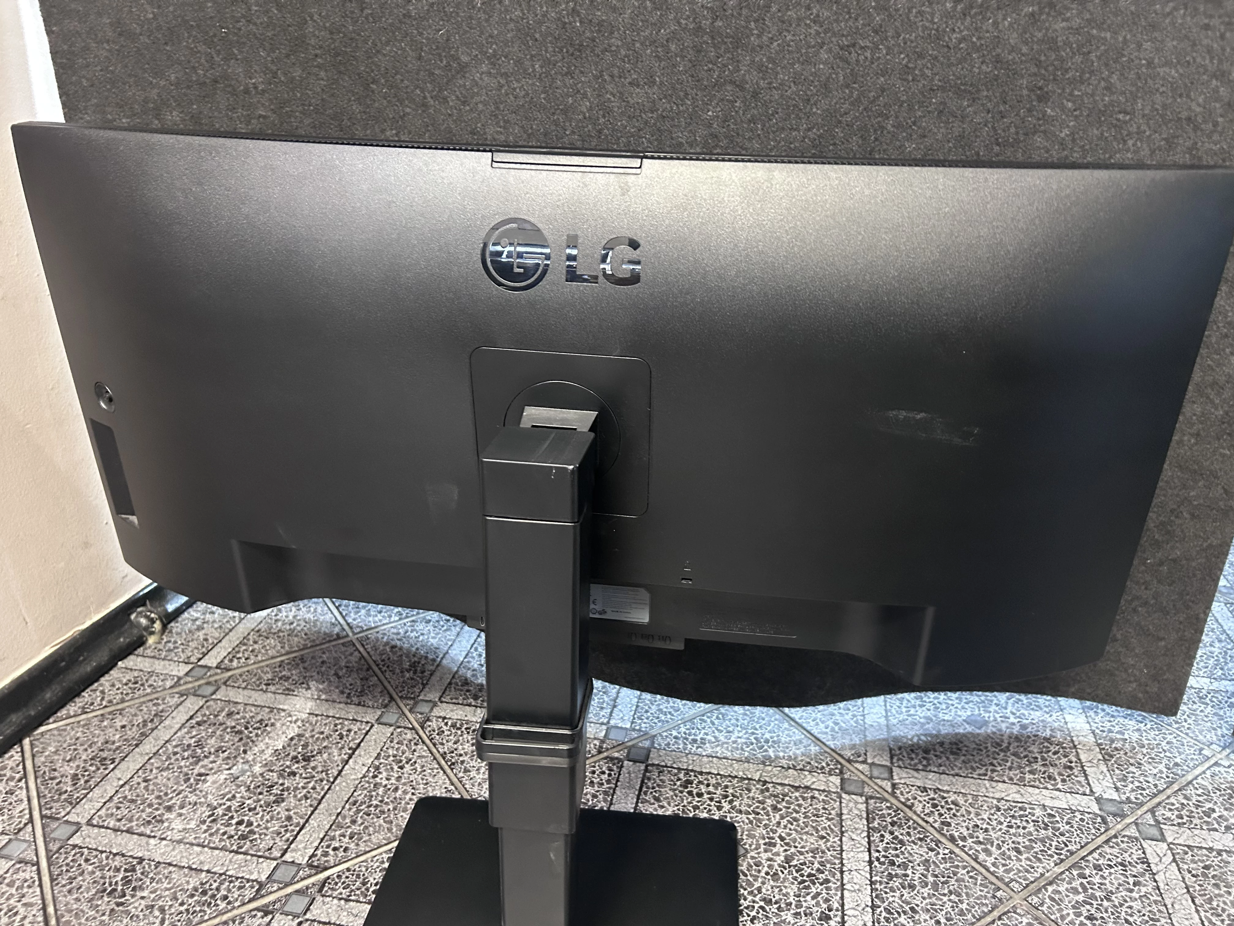 monitor-lg-34bq77qc-b-ips-uwqhd-5-ms-60-hz-usb-c-built-in-speaker-typ-matrycy-206590-228086