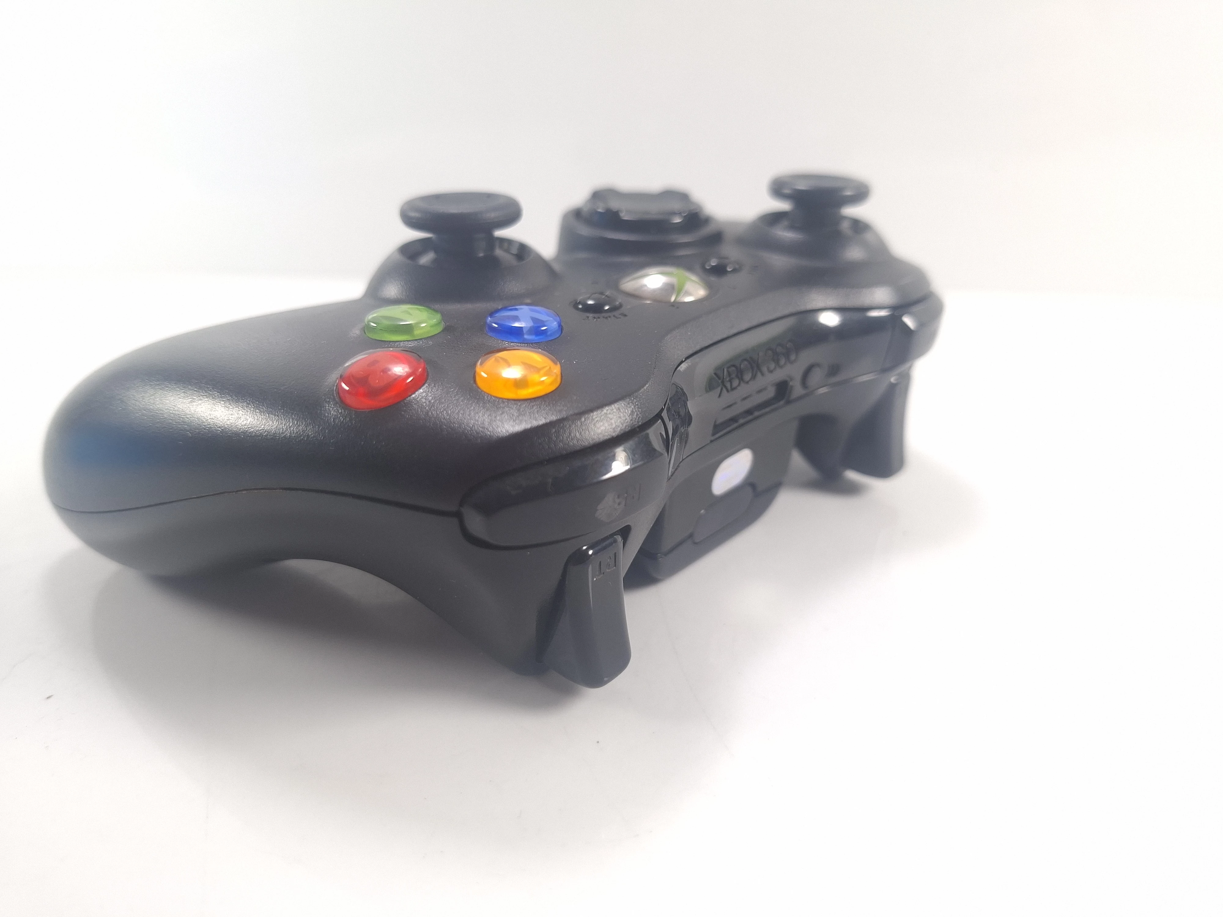 konsola-xbox-360s-1439-pad-zasilacz-opis-wersja-konsoli-205974-225542