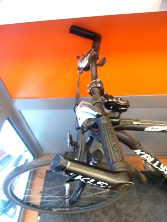 rower-crossowy-kellys-saphix-rama-21-cali-kolo-28-cali-material-ramy-179-1