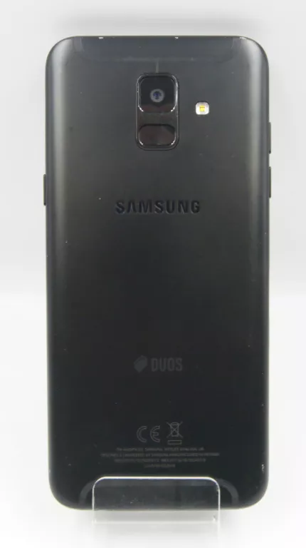 smartfon-samsung-galaxy-a6-2018-przekatna-ekranu-560