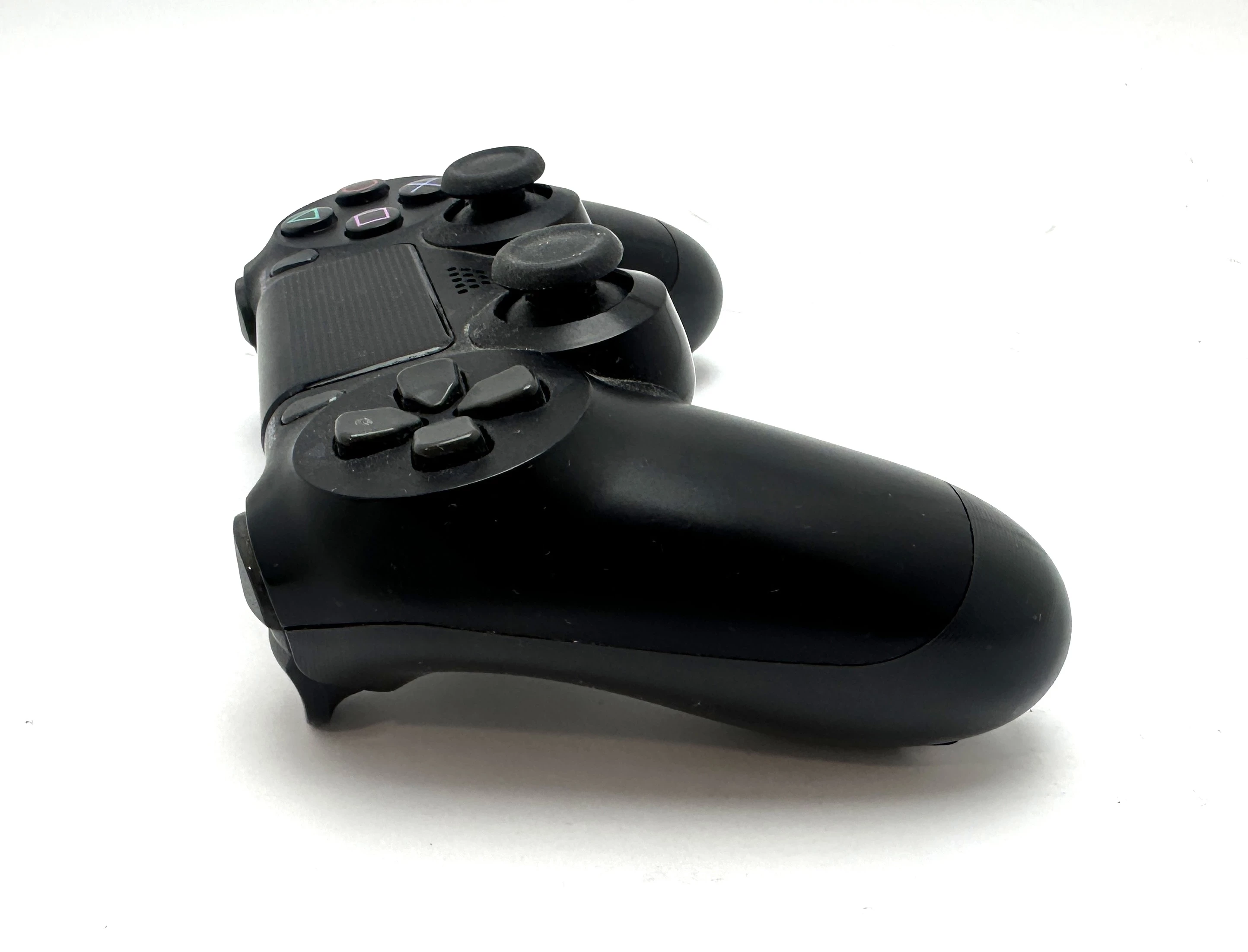 pad-bezprzewodowy-do-ps4-ean-gtin-5901484364365