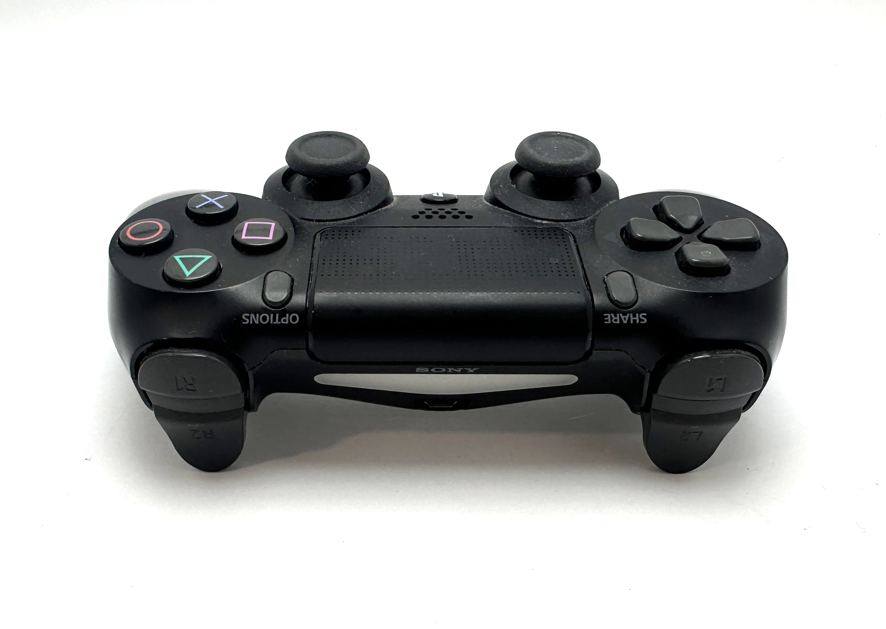 pad-bezprzewodowy-do-ps4-kod-producenta-9950103