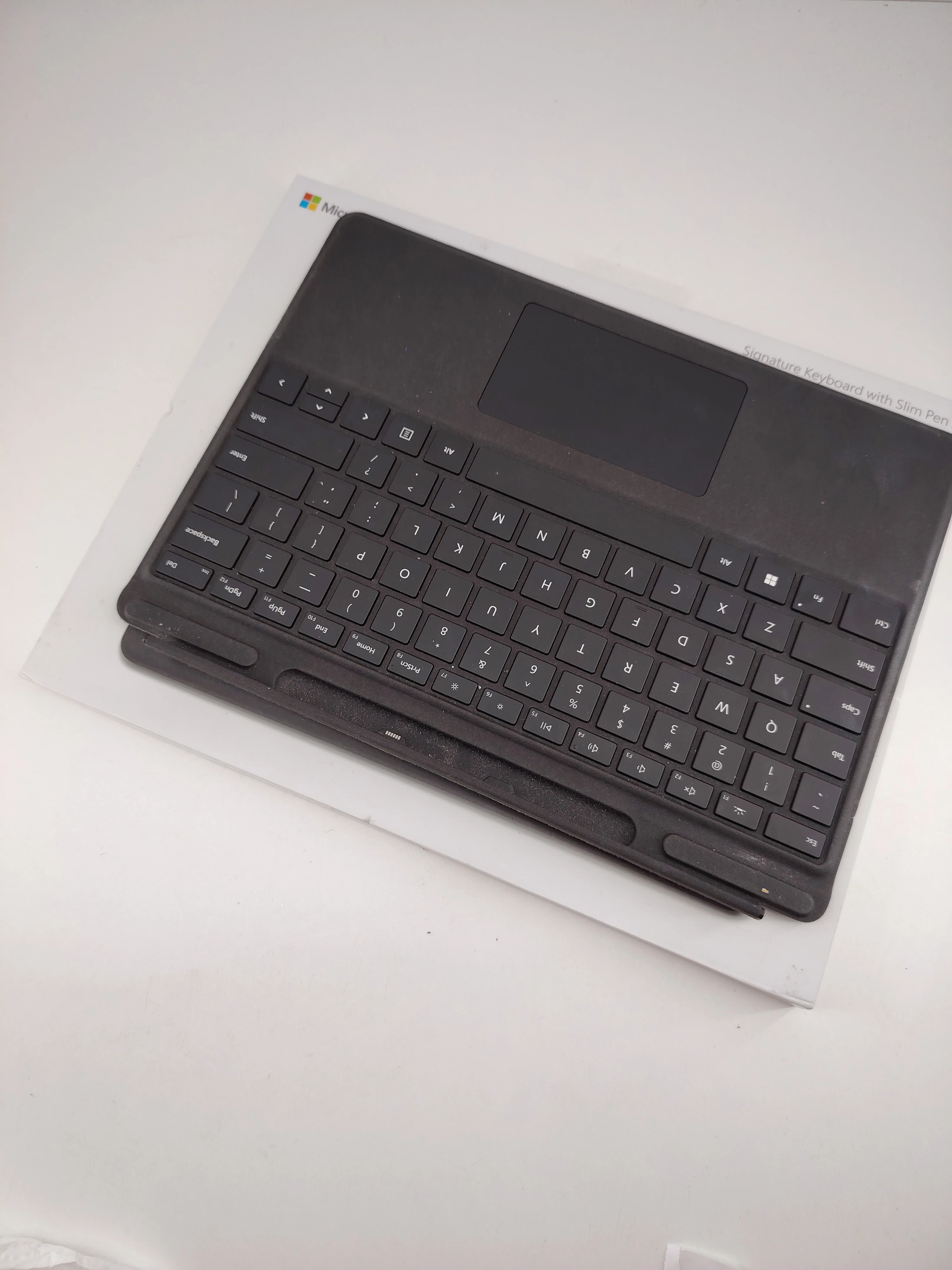 tablet-microsoft-surface-9-pro-i5-12gen-8240gb-transmisja-danych-217-1024