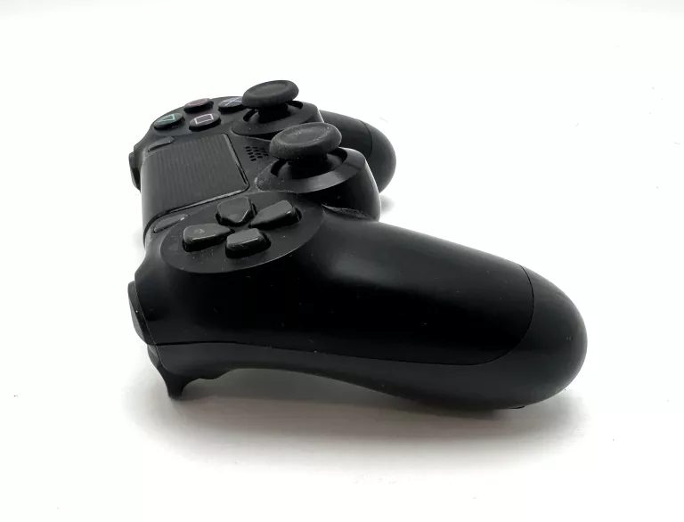 pad-bezprzewodowy-do-ps4-ean-gtin-5901484364365