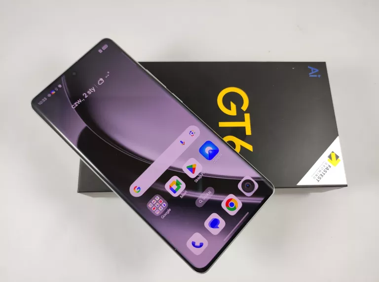 telefon-realme-gt6-256gb-pudelko-wielka-rzeznicka-1-srem-centrum