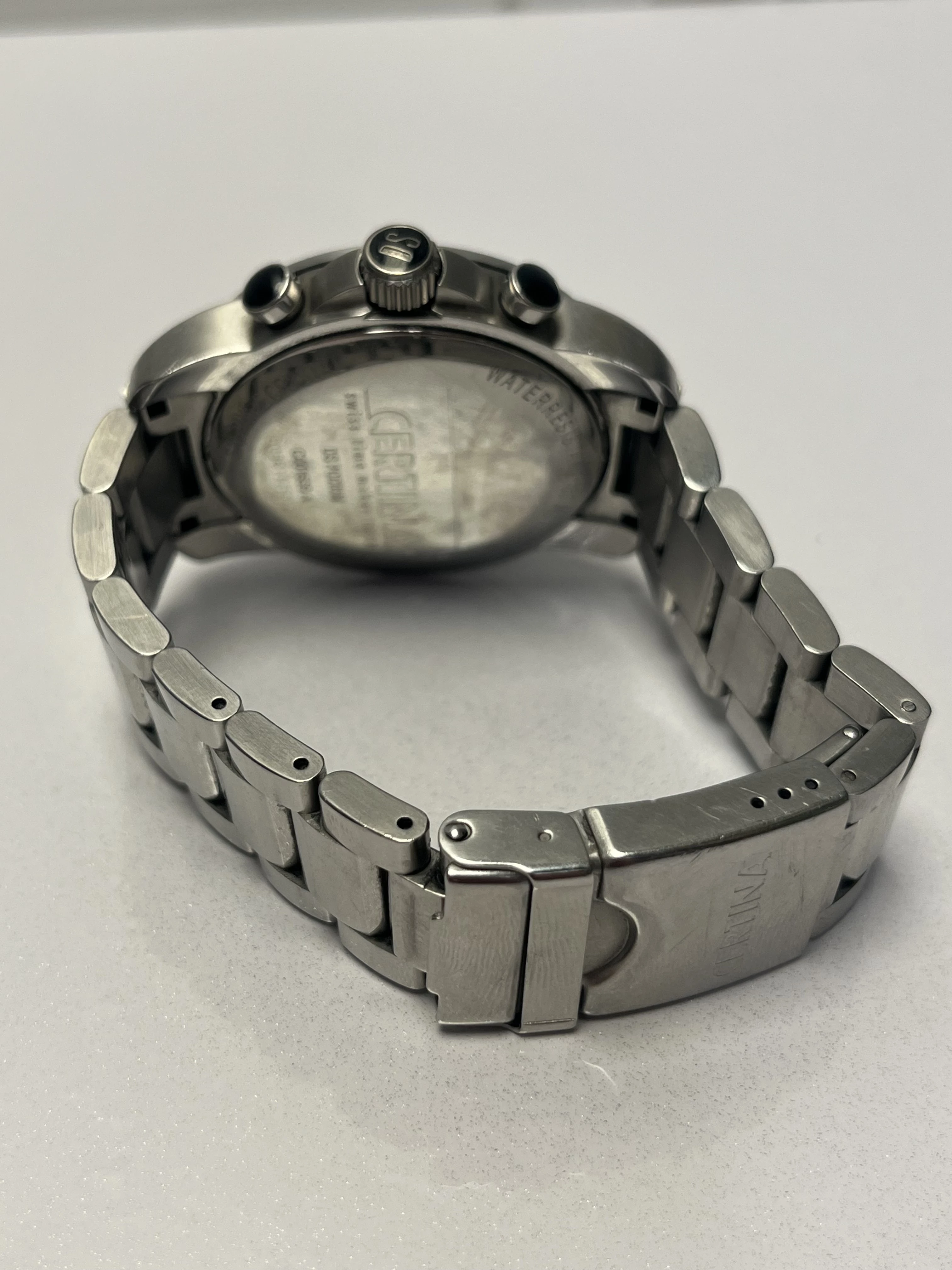 zegarek-certina-c001639-ksztalt-koperty-129223-2