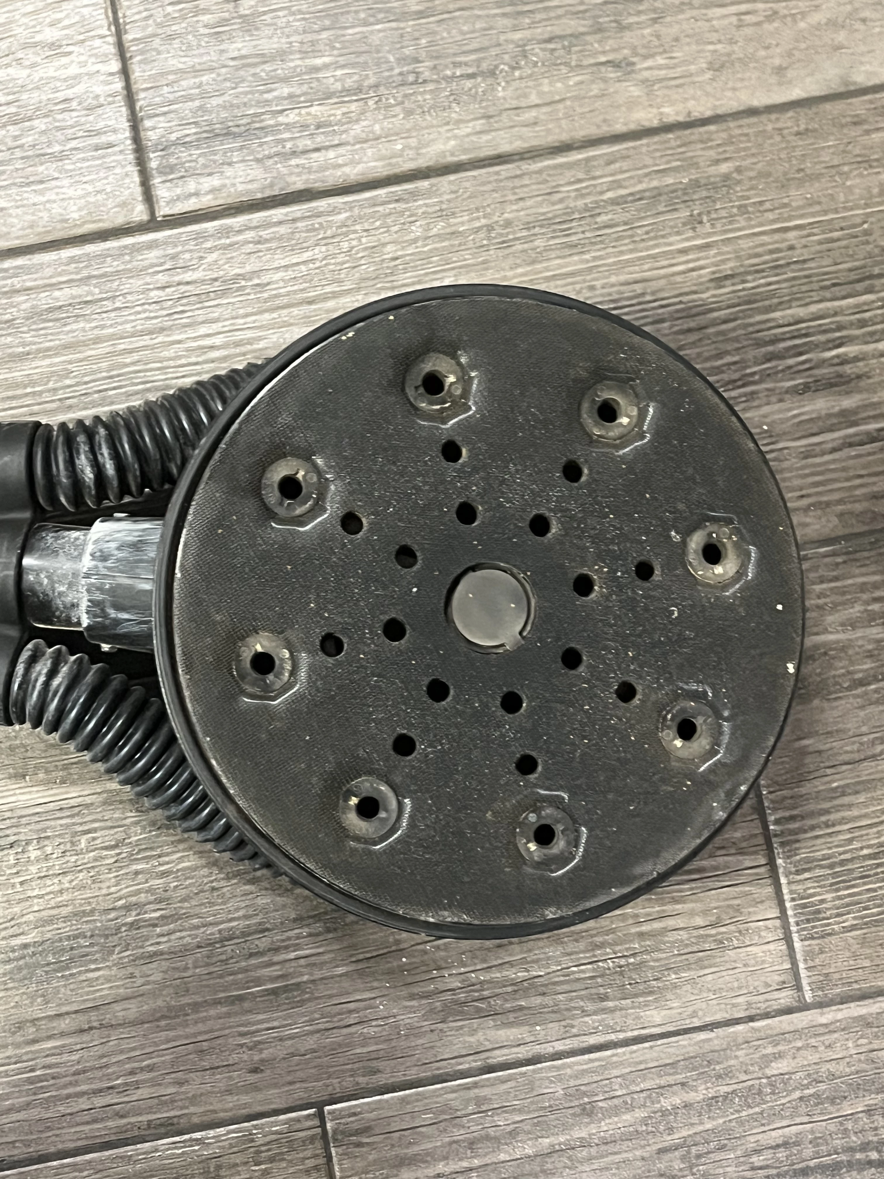 zyrafa-szklifierka-do-gipsu-hilti-dws-225-stan-11323-2