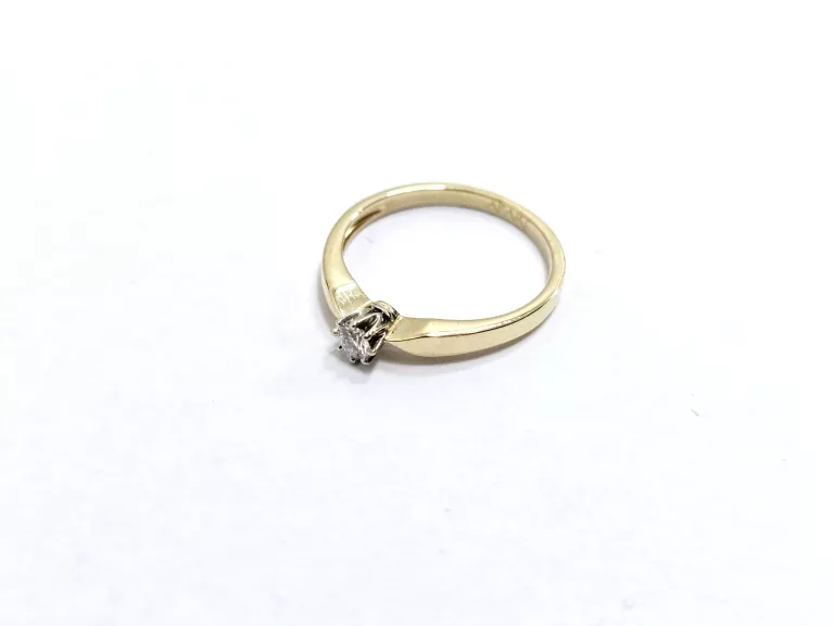 zloty-pierscionek-z-diamentem-011ct-pr585-r13-217g-kolor-249512-1647429