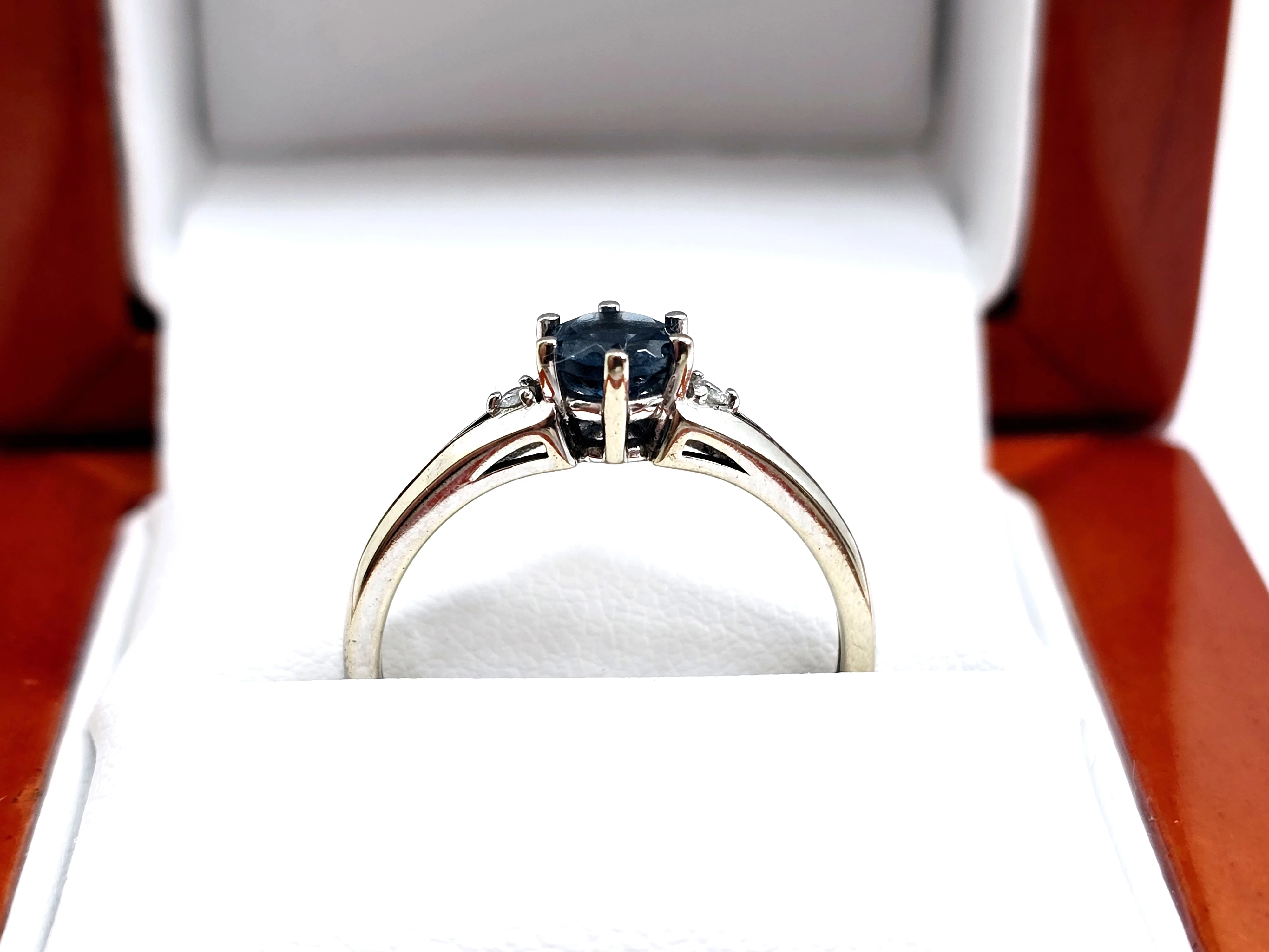 zloty-pierscionek-z-diamentami-oraz-topazem-pr585-r16-239g-rozmiarsrednica-wew-mm-372-15