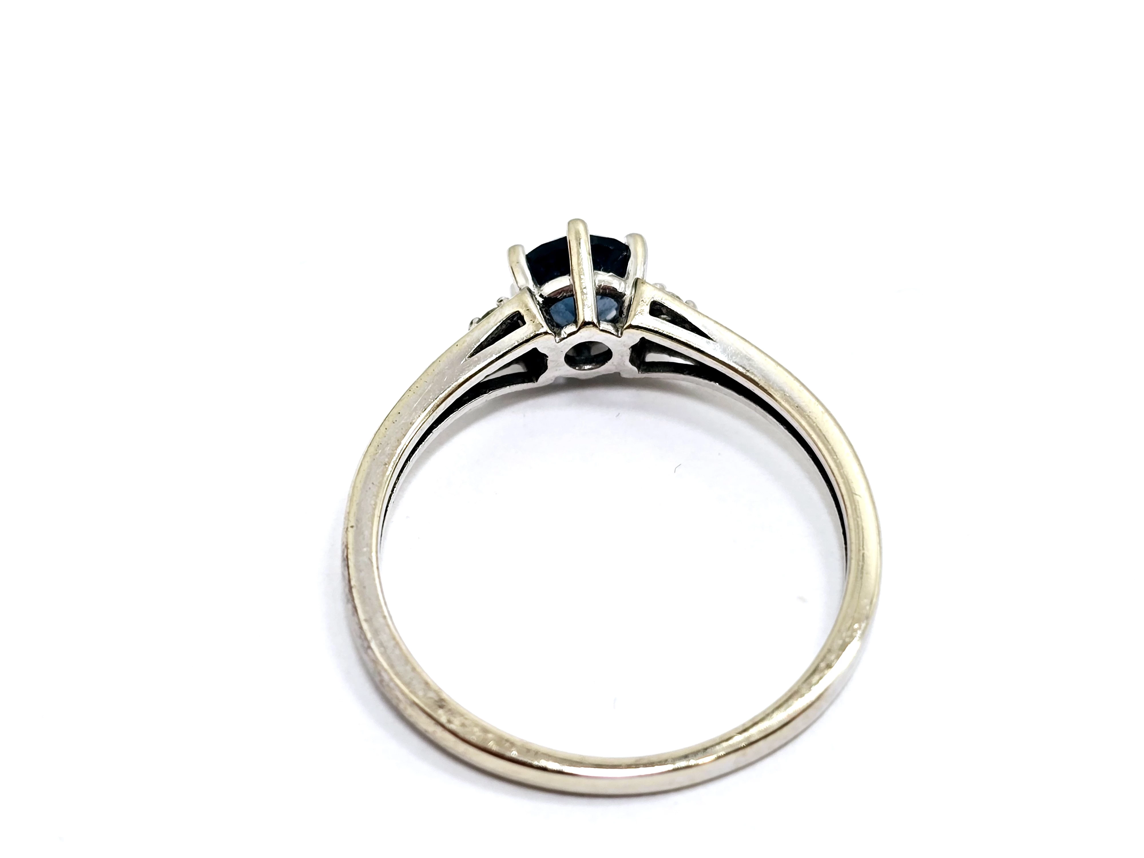 zloty-pierscionek-z-diamentami-oraz-topazem-pr585-r16-239g-kolor-249512-1647429