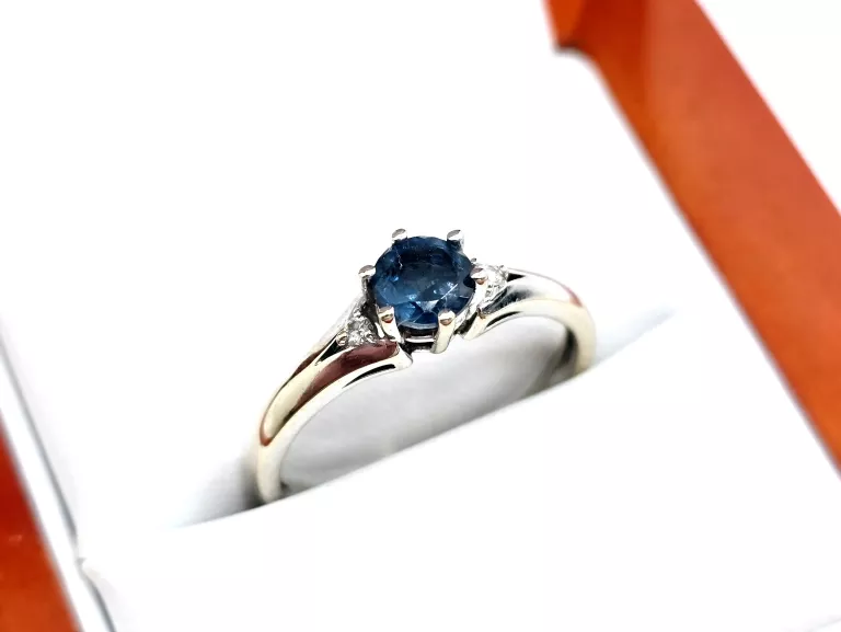 zloty-pierscionek-z-diamentami-oraz-topazem-pr585-r16-239g-kamien-17088-128