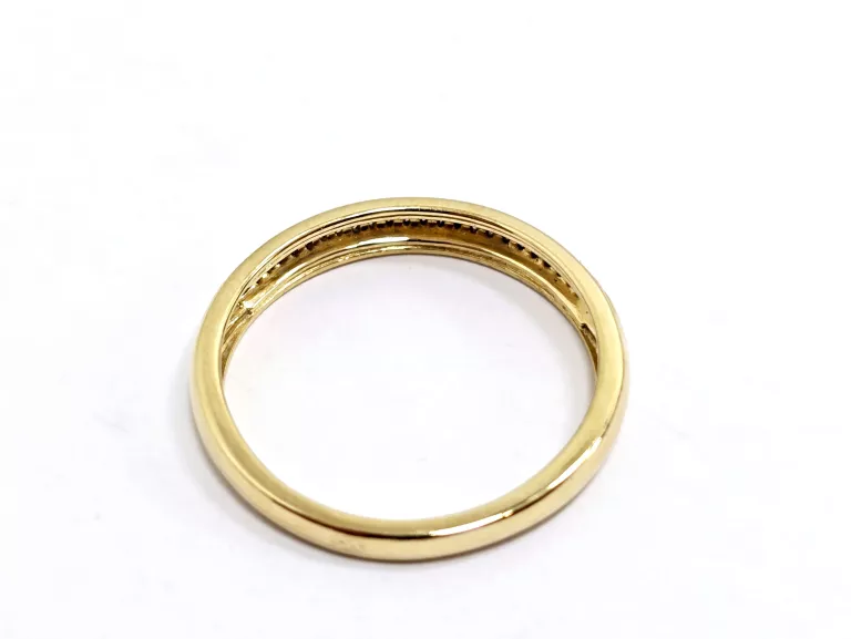 zloty-pierscionek-z-diamentami-014ct-pr585-r20-244g-kolor-249512-1647429