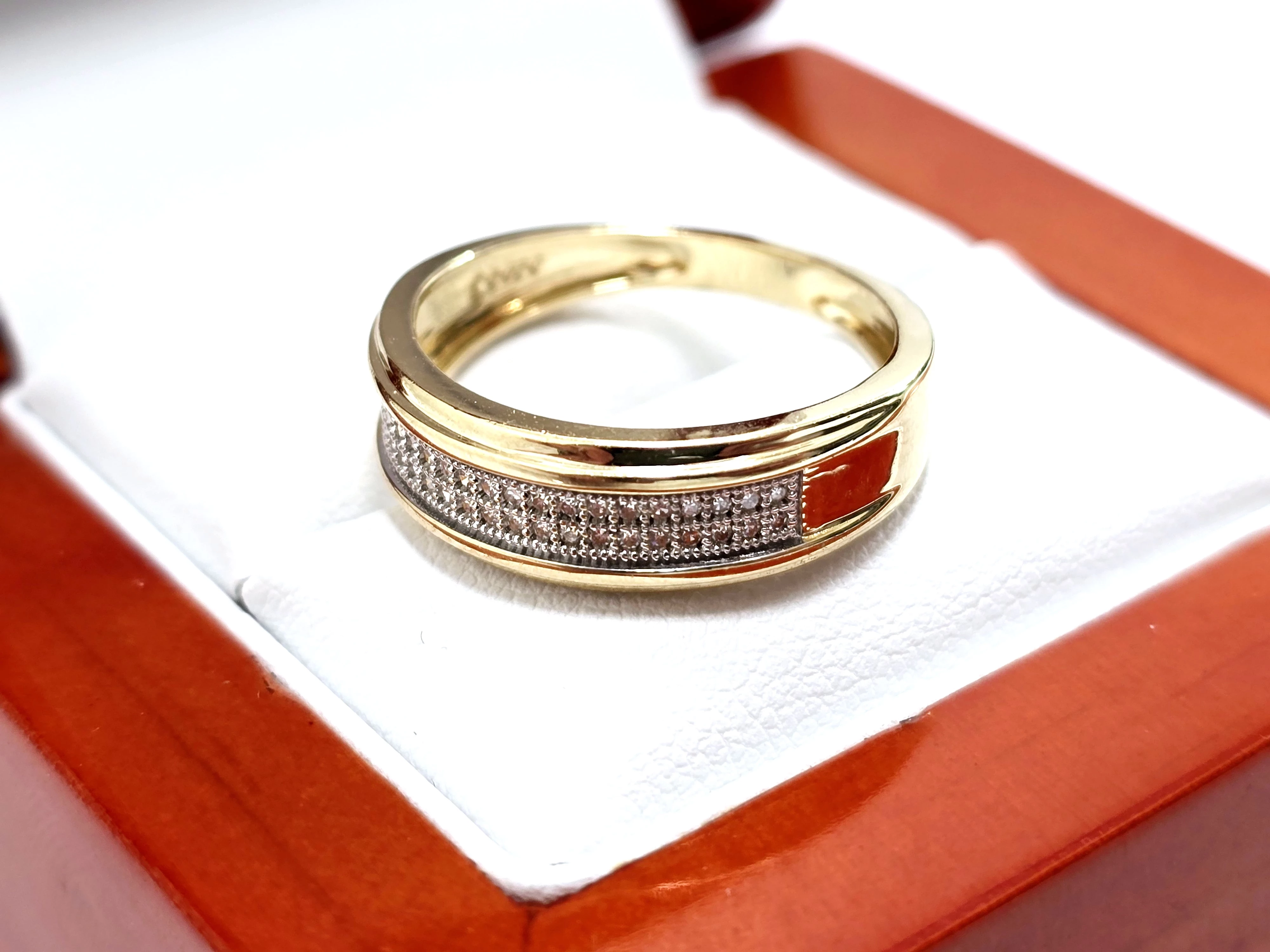 zloty-pierscionek-z-diamentami-011ct-pr585-r20-314g-marka-248811-958954